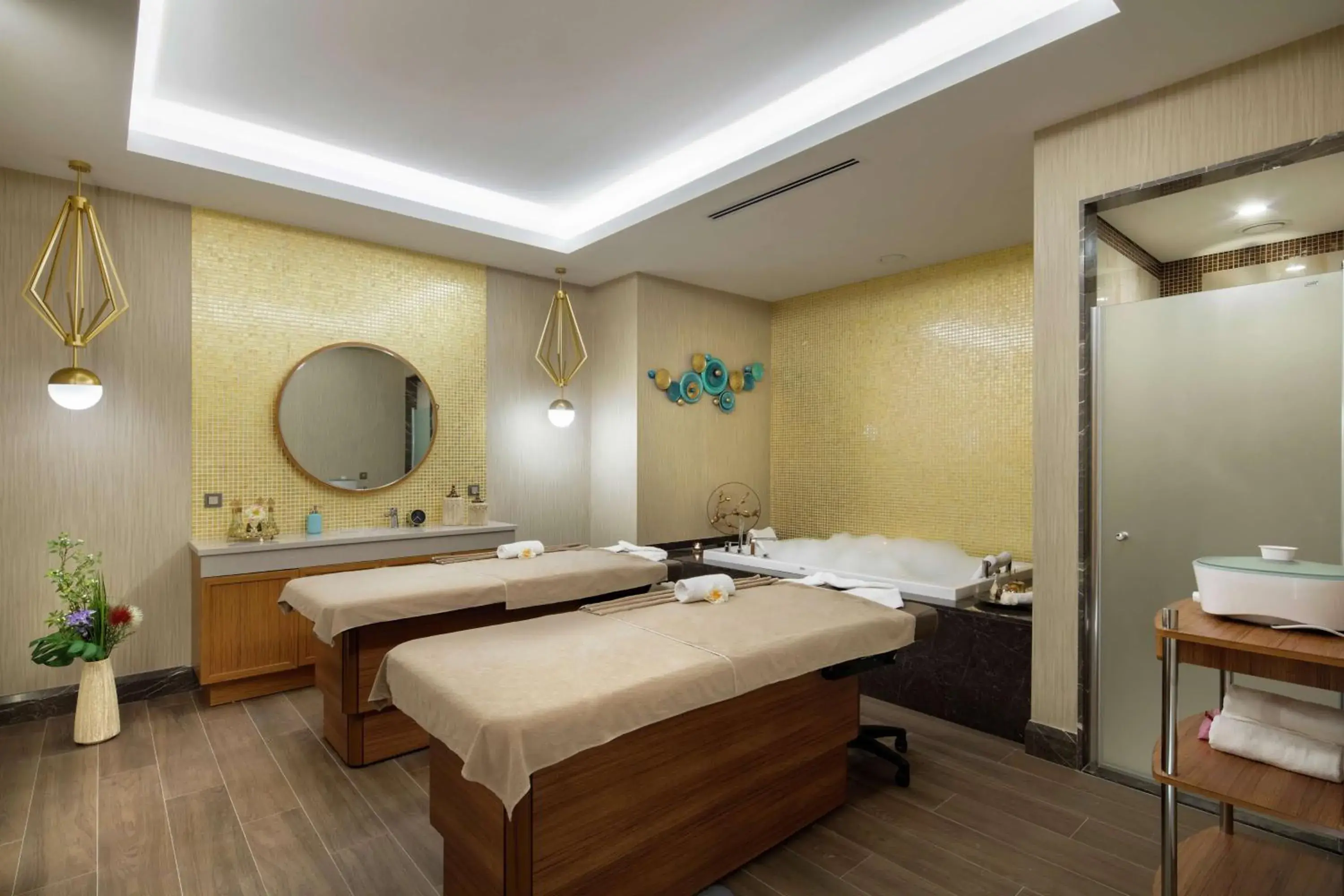 Spa and wellness centre/facilities, Bed in Doubletree By Hilton Antalya City Centre