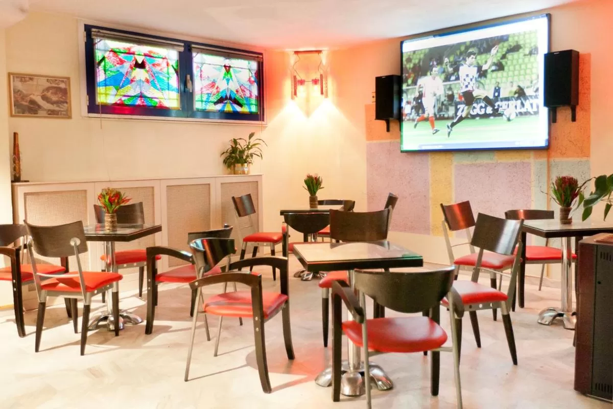 Lounge or bar, Restaurant/Places to Eat in Nomads Meteora