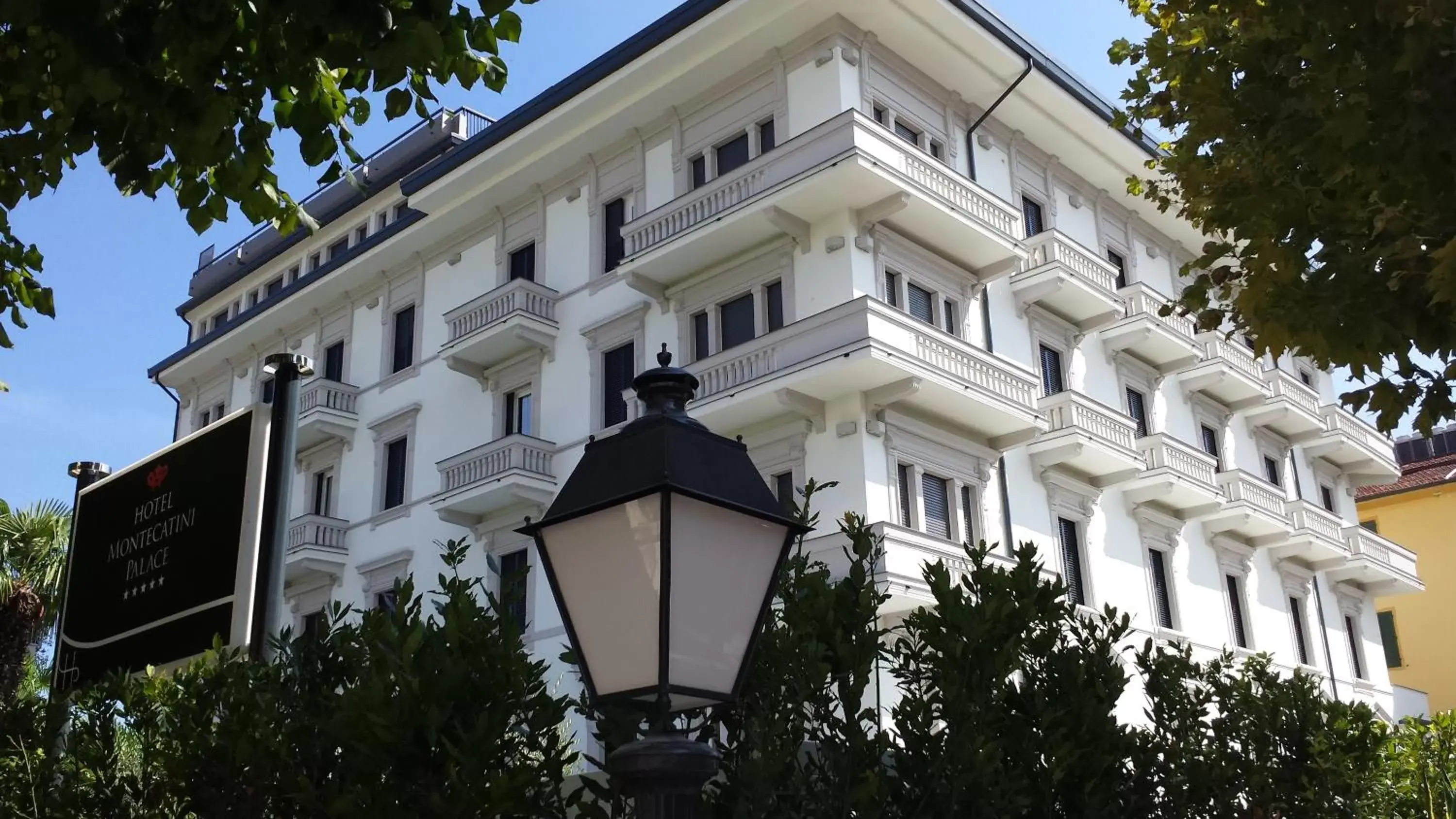 Facade/entrance, Property Building in LHP Hotel Montecatini Palace & SPA