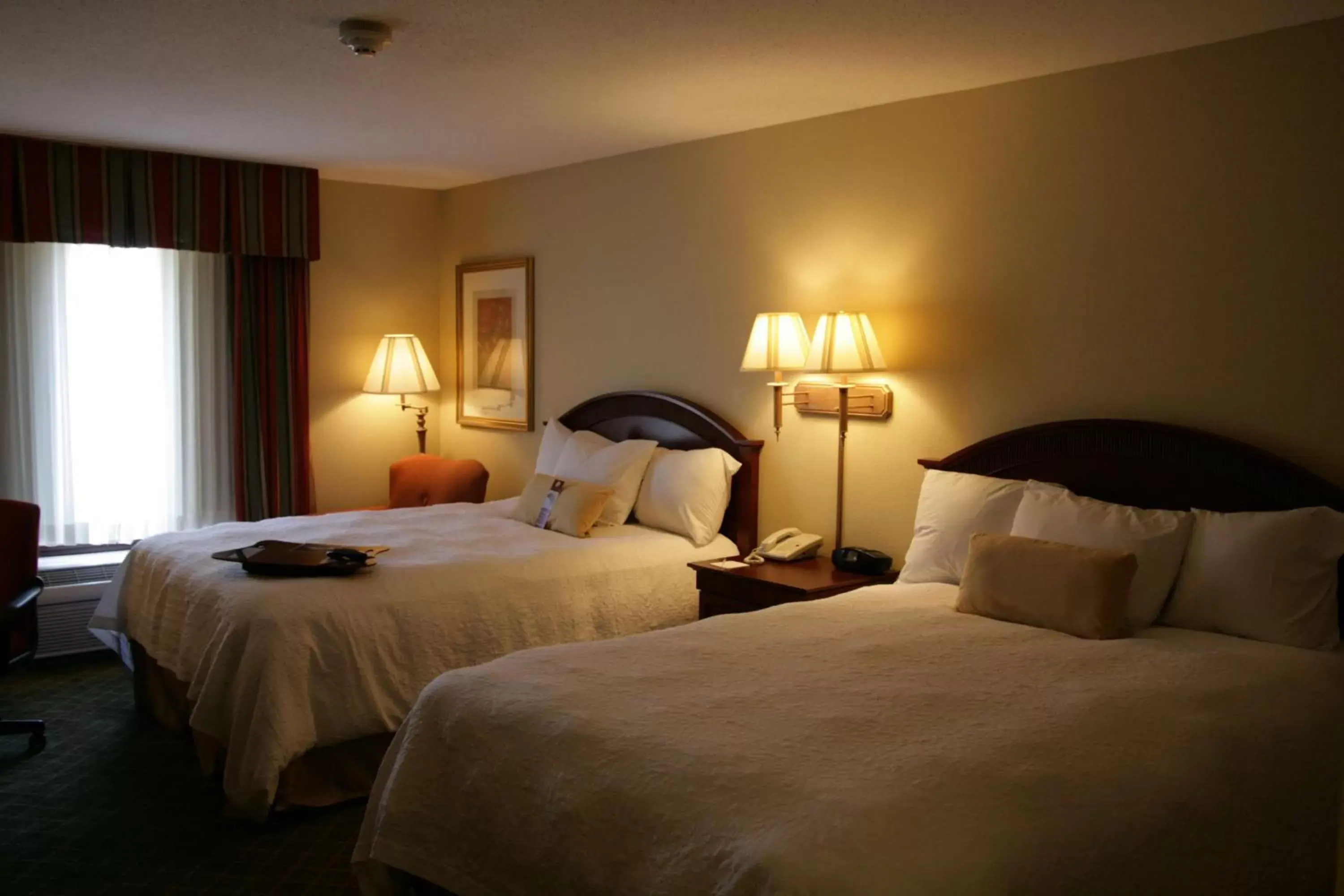 Bed in Hampton Inn Stow Bed in Hampton Inn Stow