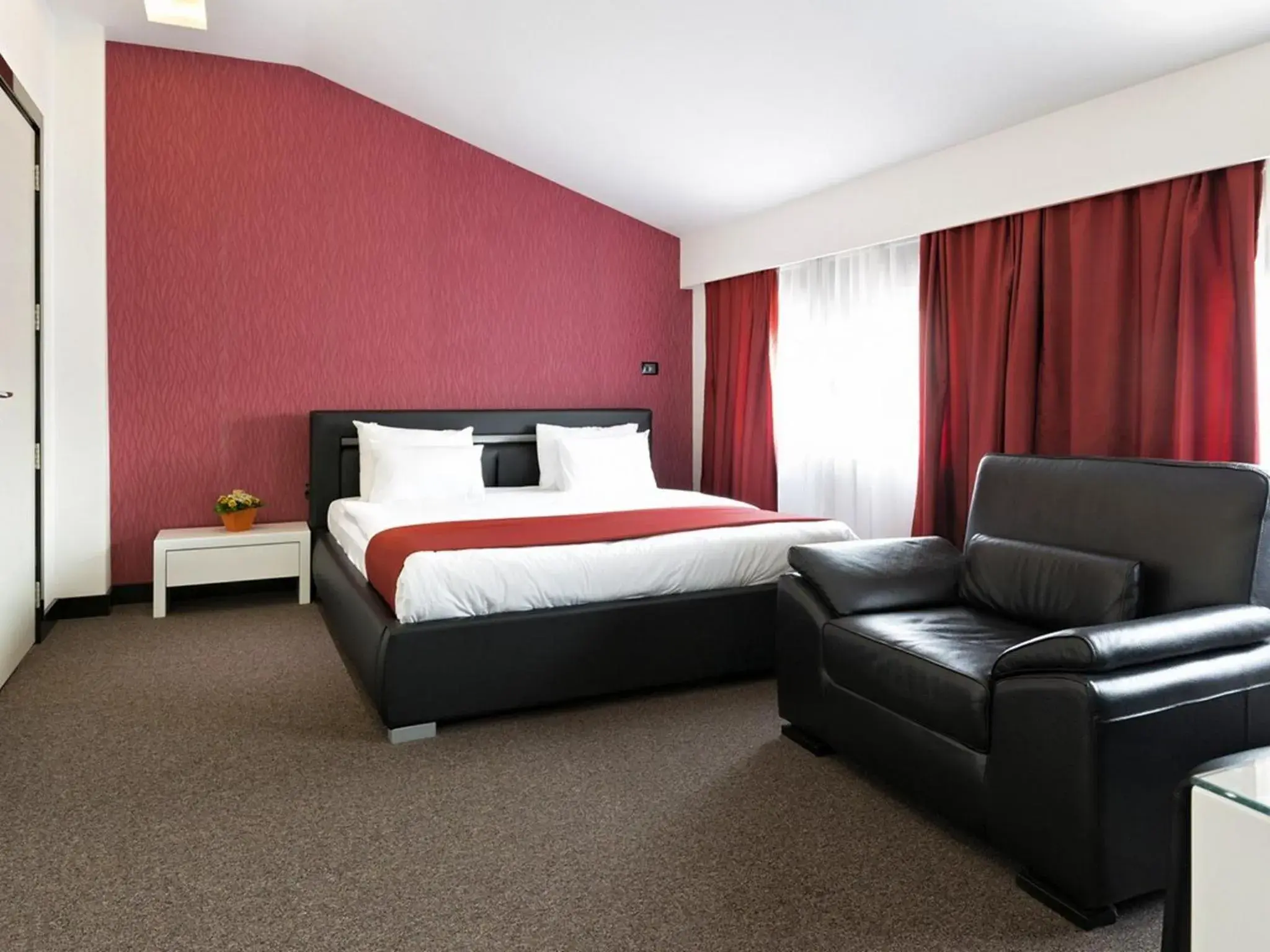 Bedroom, Bed in Nova City Hotel Signature Collection Belgrade