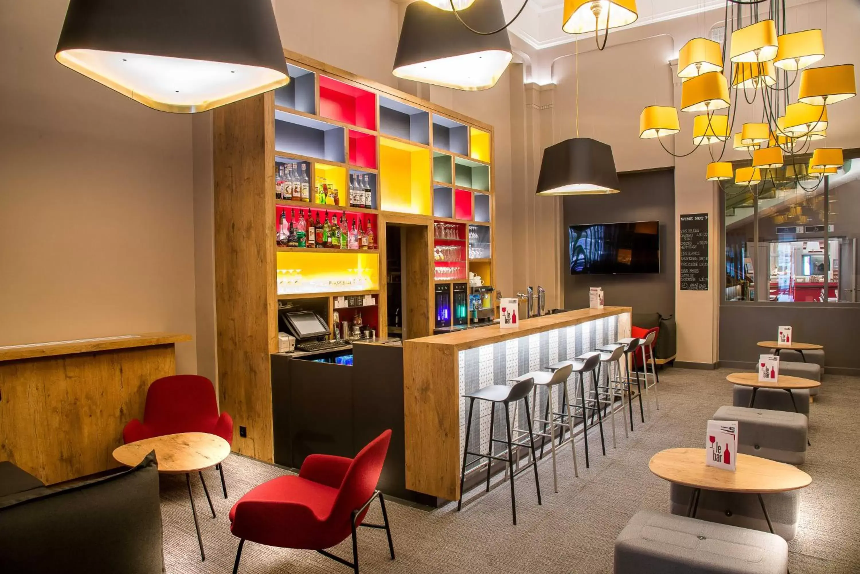 Lounge or bar, Restaurant/Places to Eat in ibis Lyon Centre Perrache