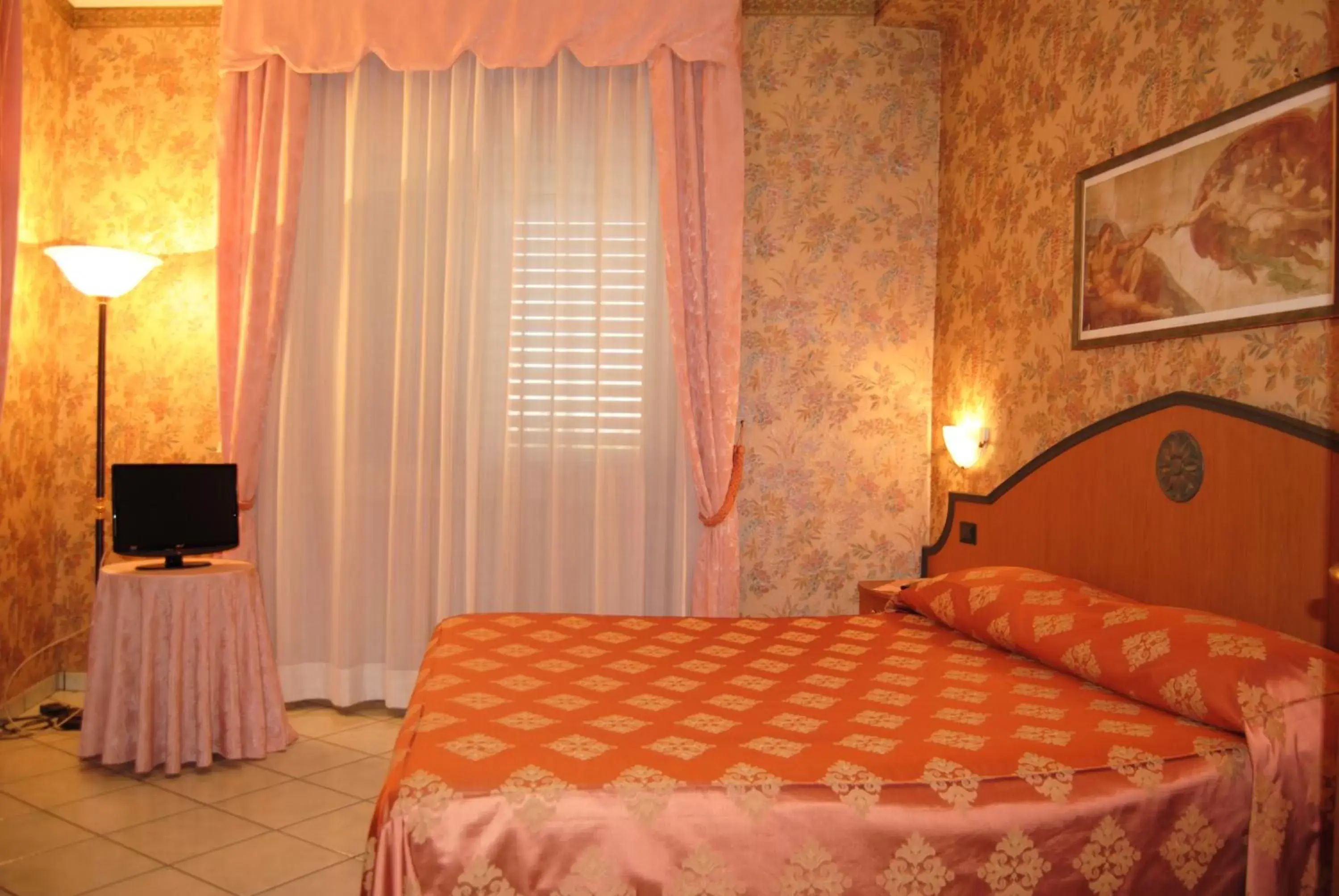 Photo of the whole room, Bed in Hotel Nespolo D'Oro