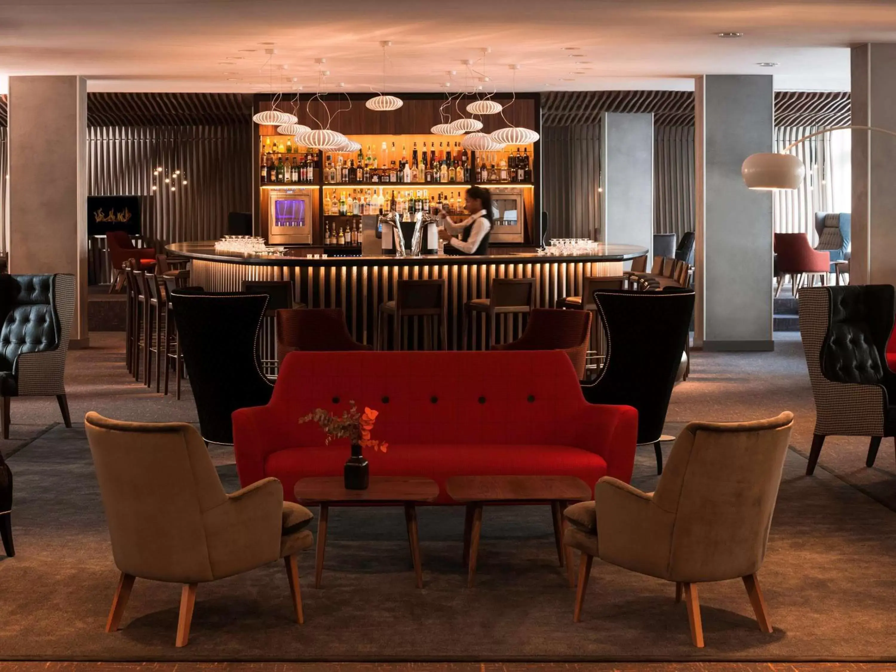 Lounge or bar, Restaurant/Places to Eat in Mercure Paris CDG Airport & Convention