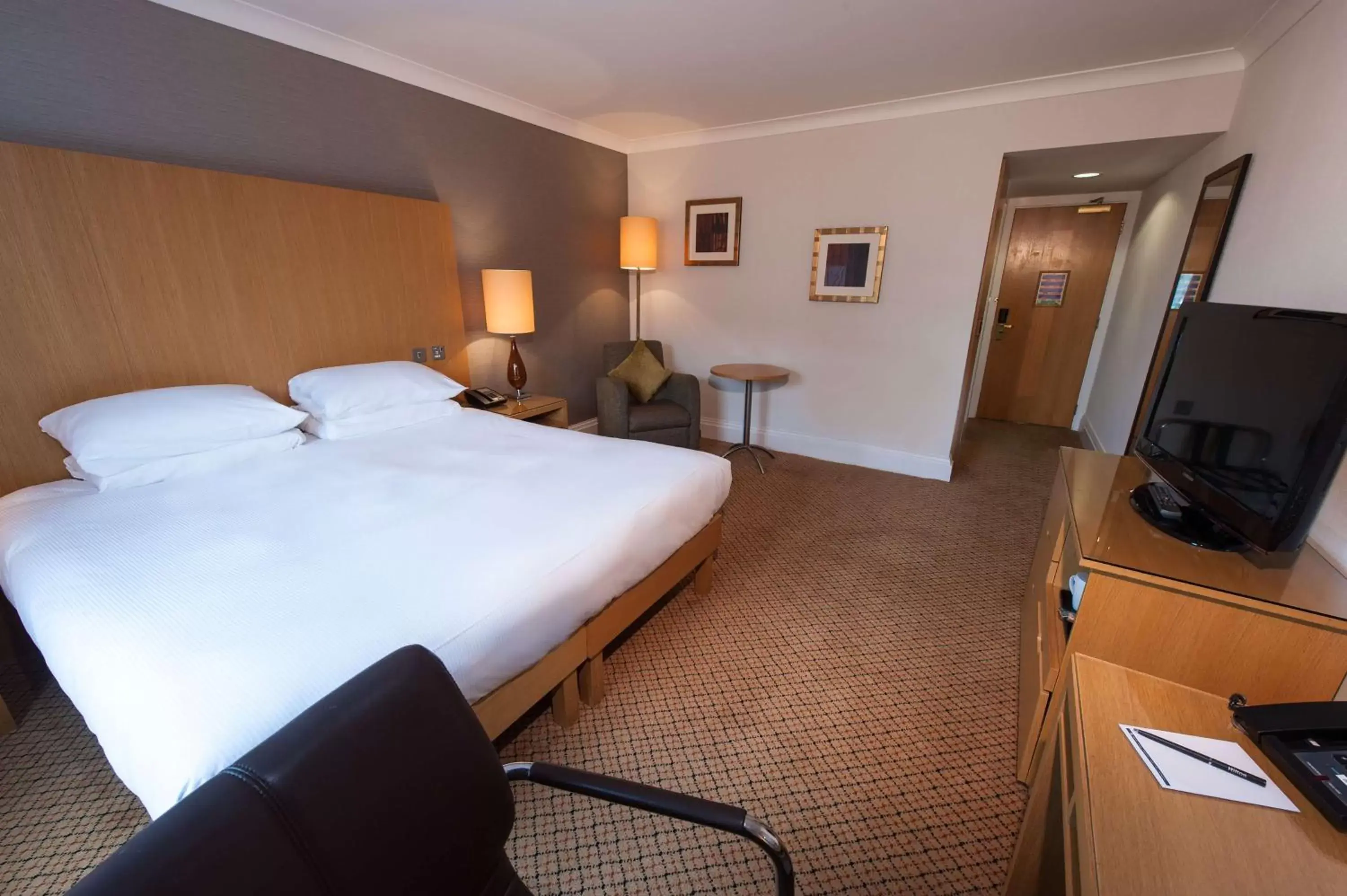 Bedroom, Bed in Doubletree By Hilton Glasgow Strathclyde