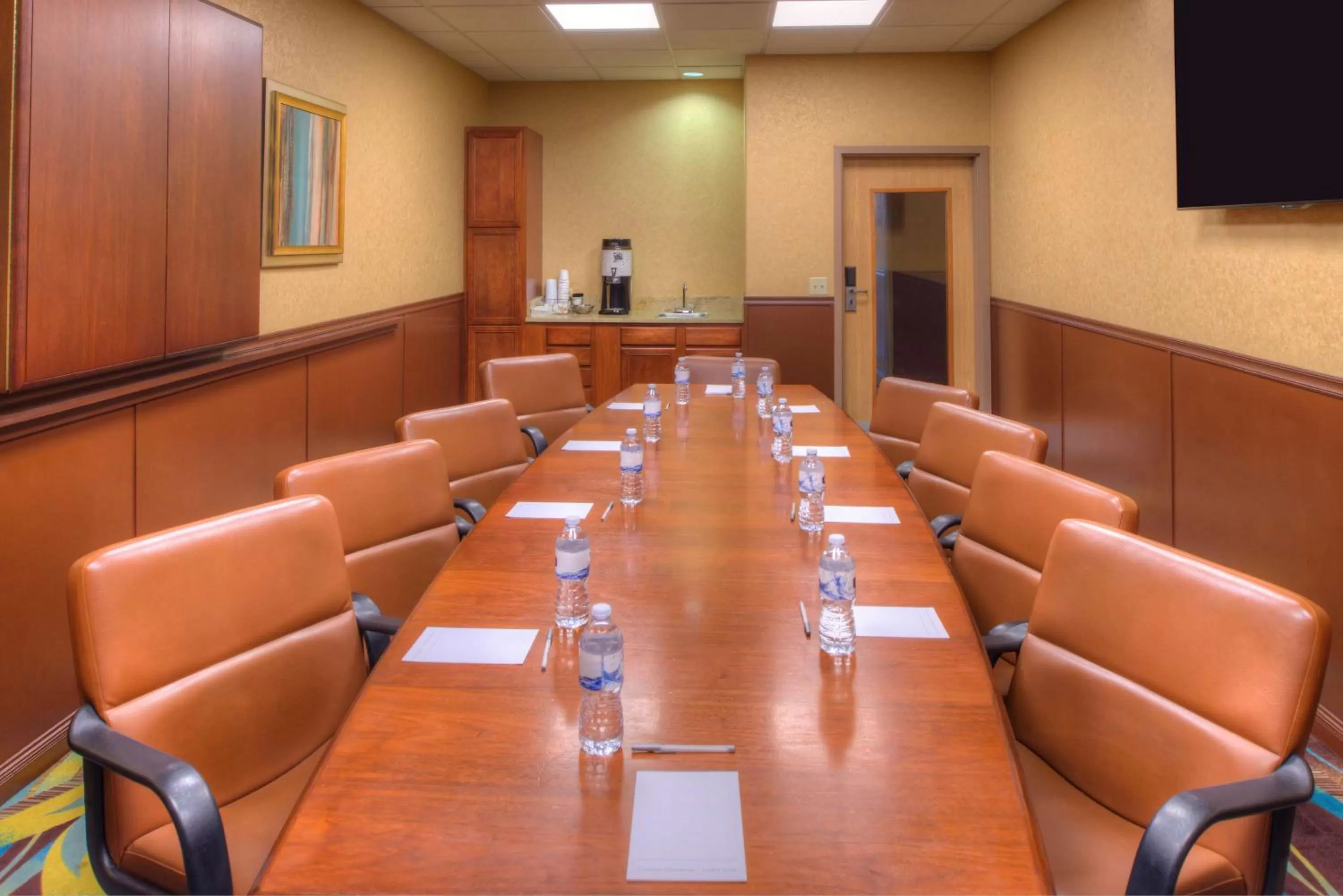 Meeting/conference room in Hampton Inn & Suites Ontario