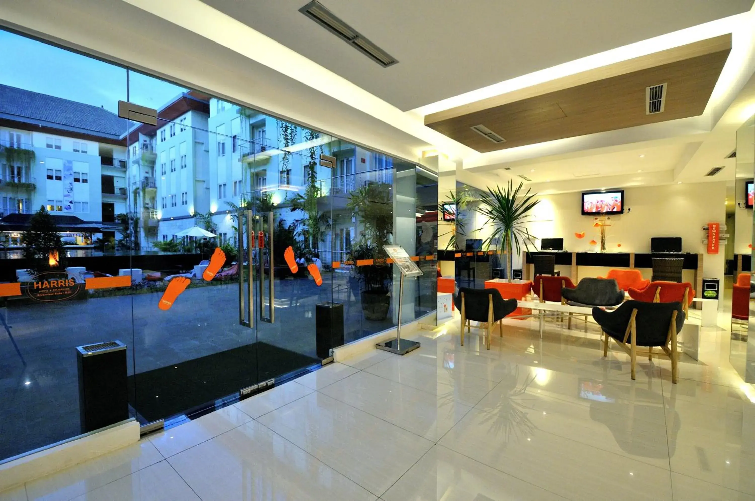 Lobby or reception in HOTEL and RESIDENCES Riverview Kuta - Bali (Associated HARRIS)