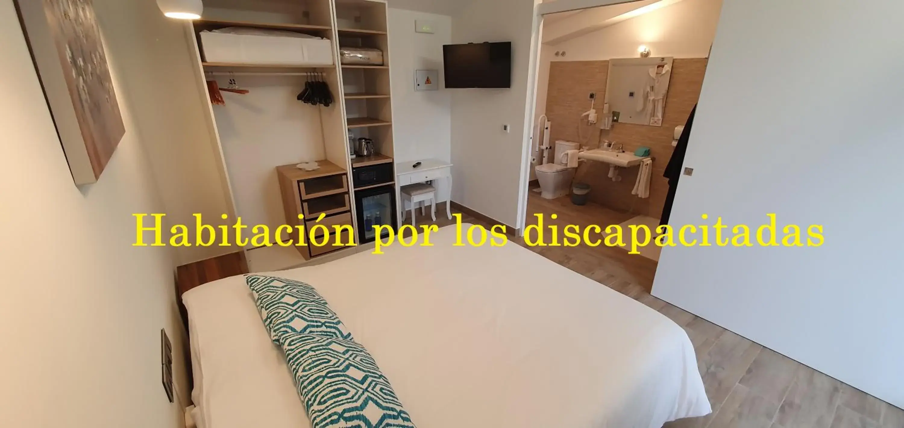 King Room - Disability Access in Artmonia King Room - Disability Access in Artmonia