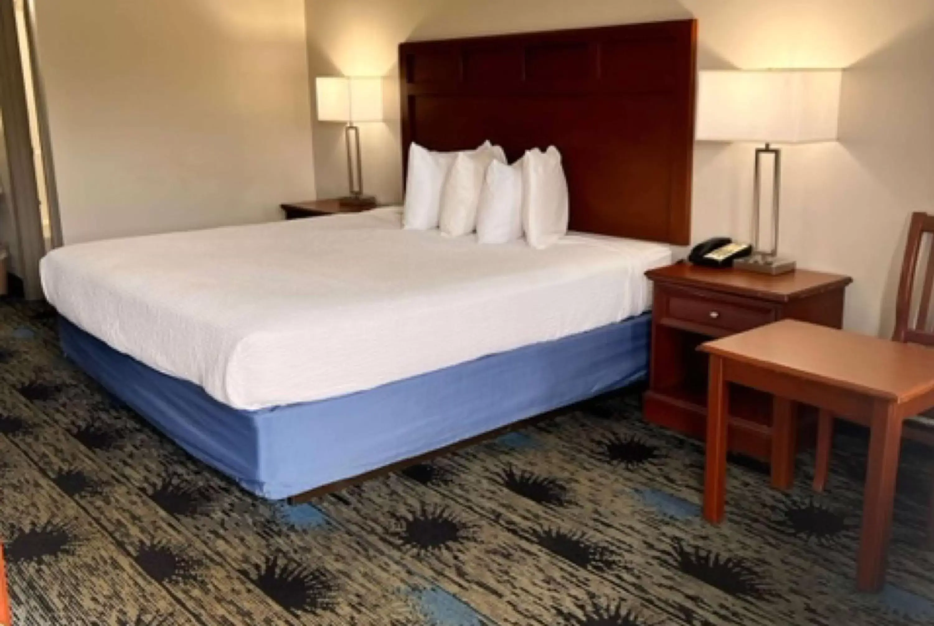 Bed in Days Inn by Wyndham Greenville