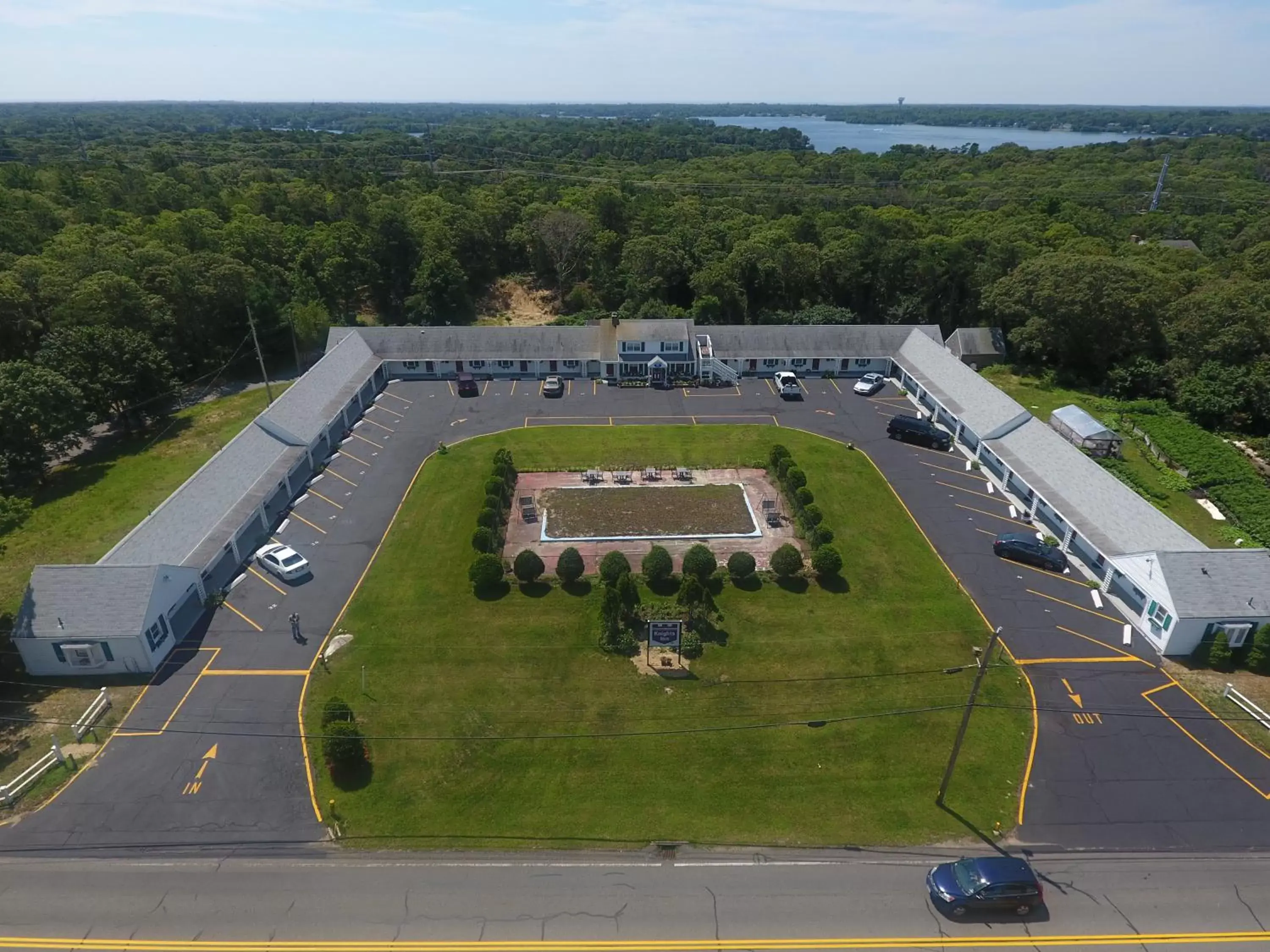 Bird's eye view, Bird's-eye View in Knights Inn Centerville Cape Cod Area Bird's eye view, Bird's-eye View in Knights Inn Centerville Cape Cod Area
