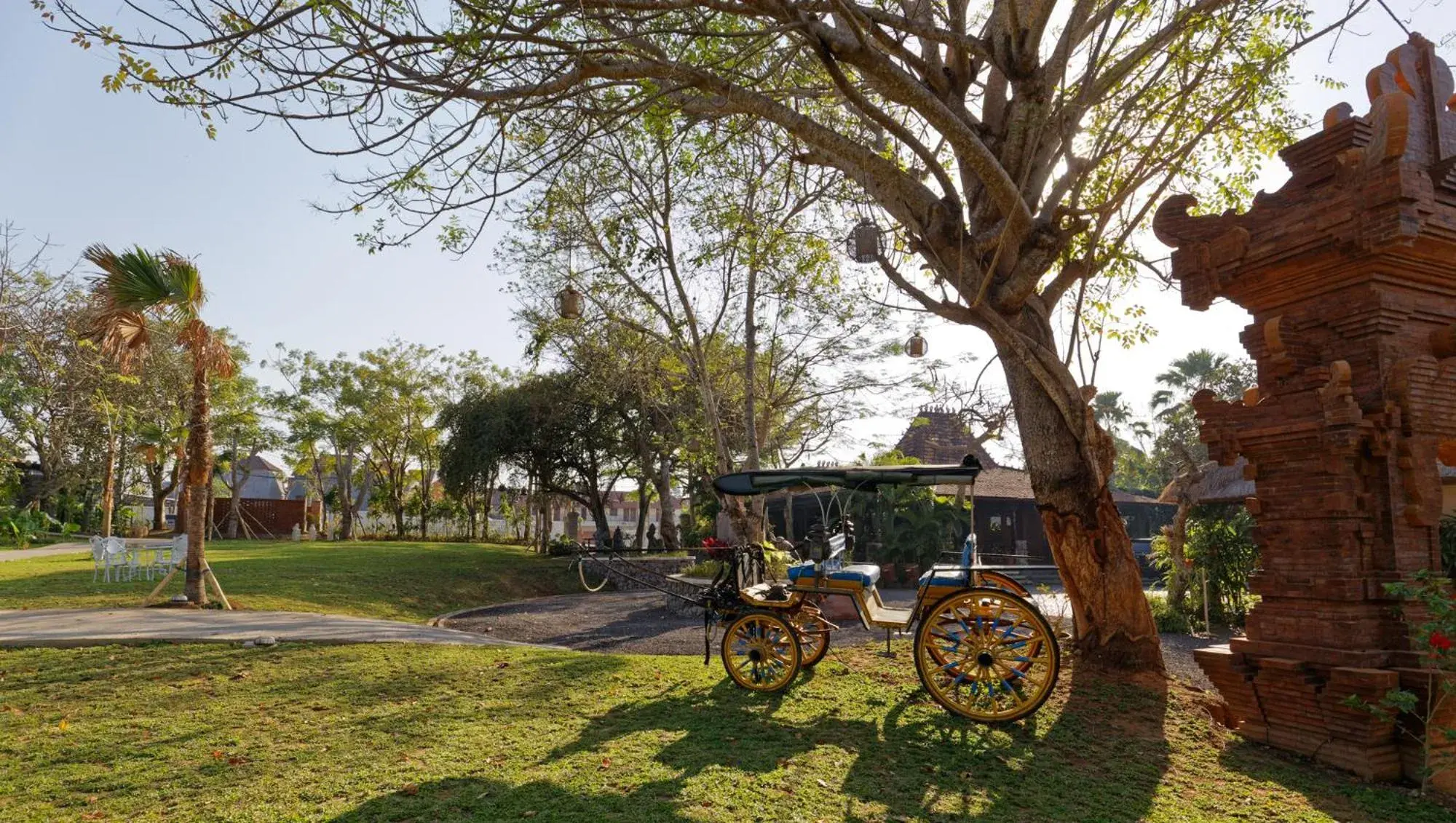 Garden in Villa Canggu by Plataran