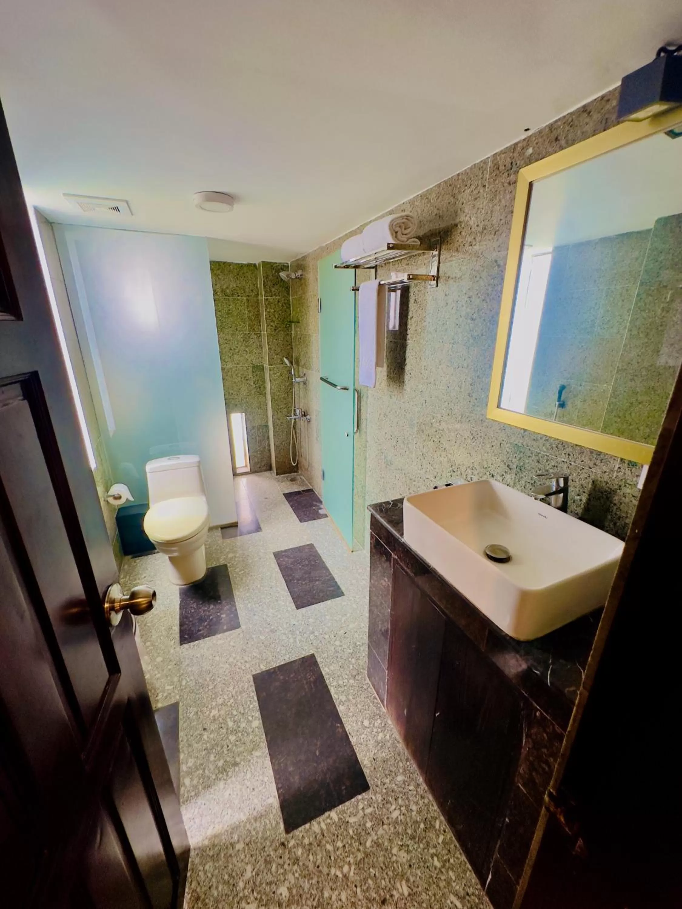 Shower in The Elite Residence Dhaka