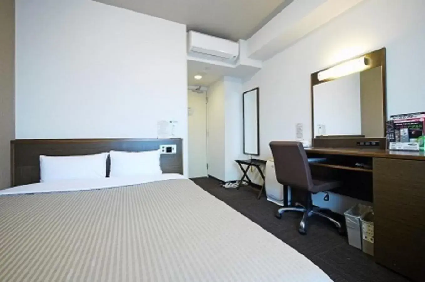 Photo of the whole room, Bed in Hotel Route-Inn Yurihonjo