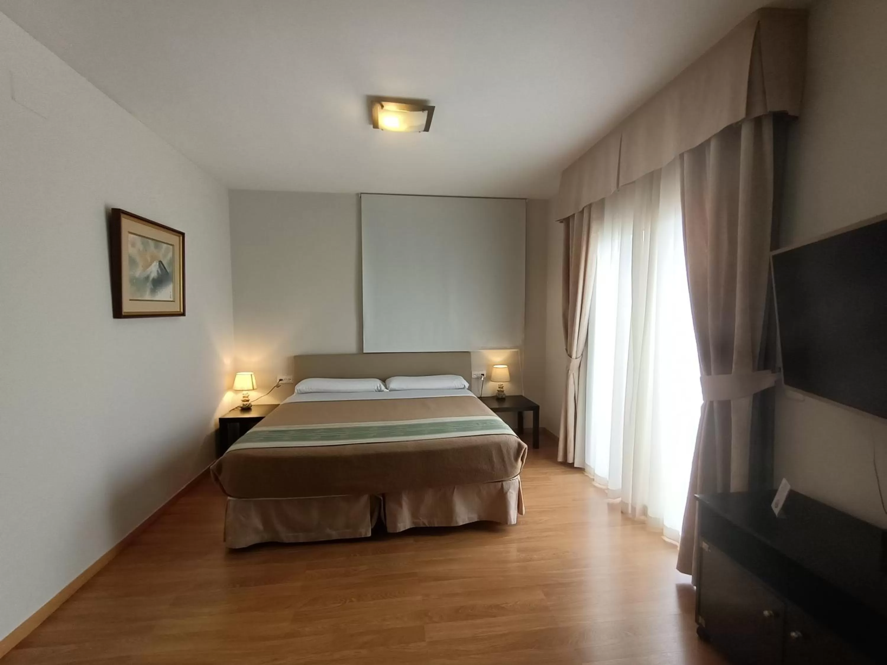 Bedroom, Bed in La Luna Blanca