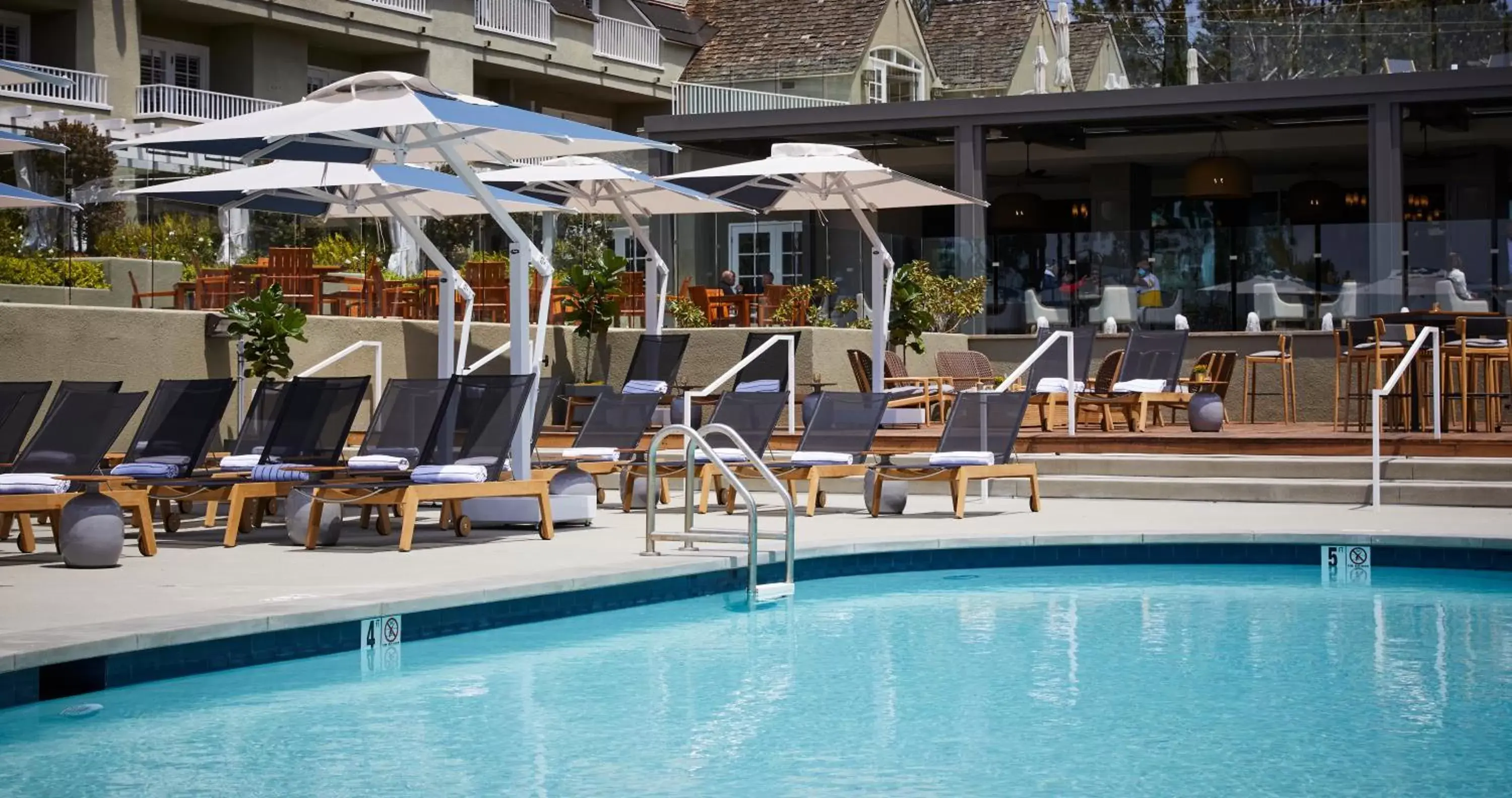 Swimming Pool in L'Auberge Del Mar Resort and Spa