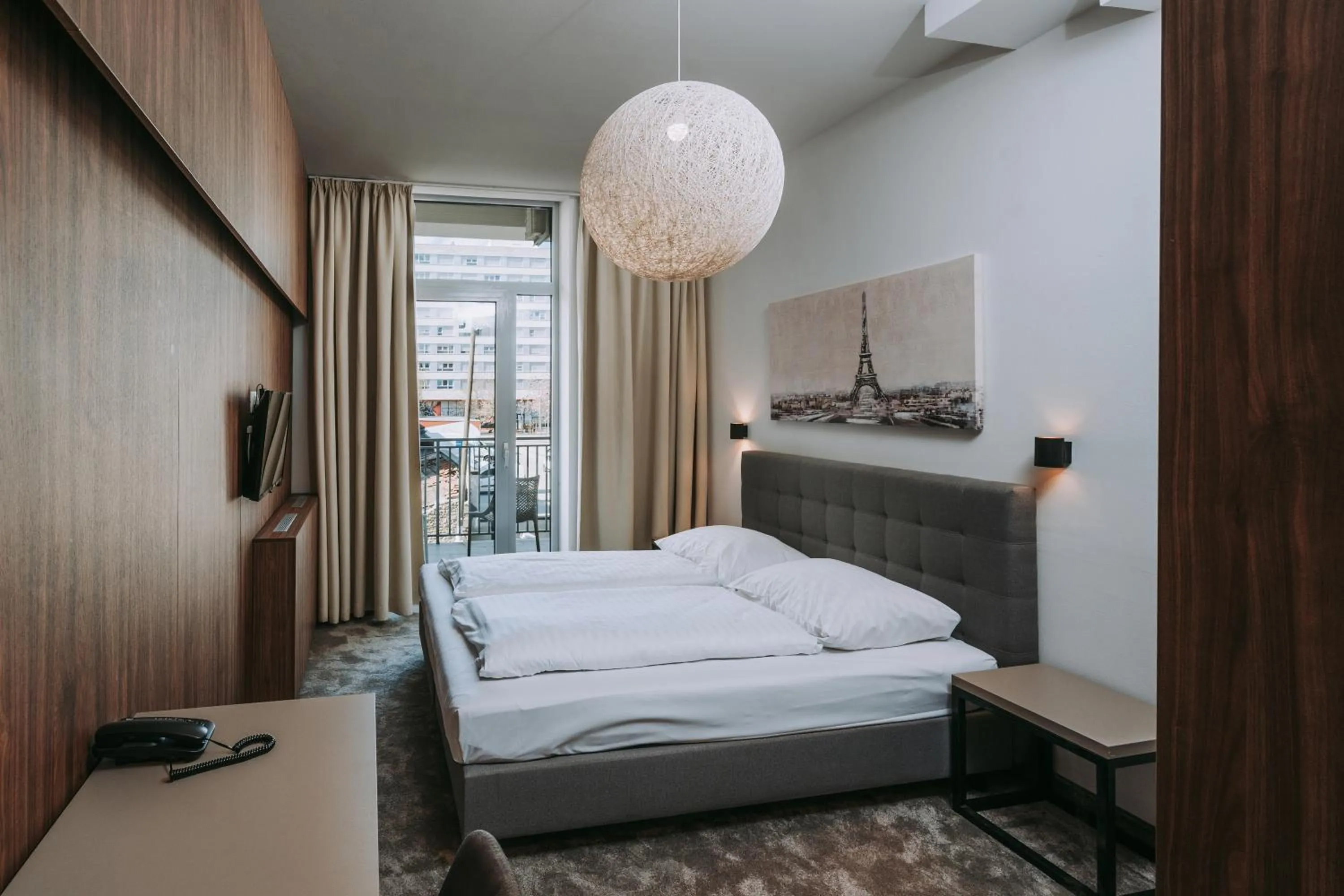 Bed in Hotel Sliško