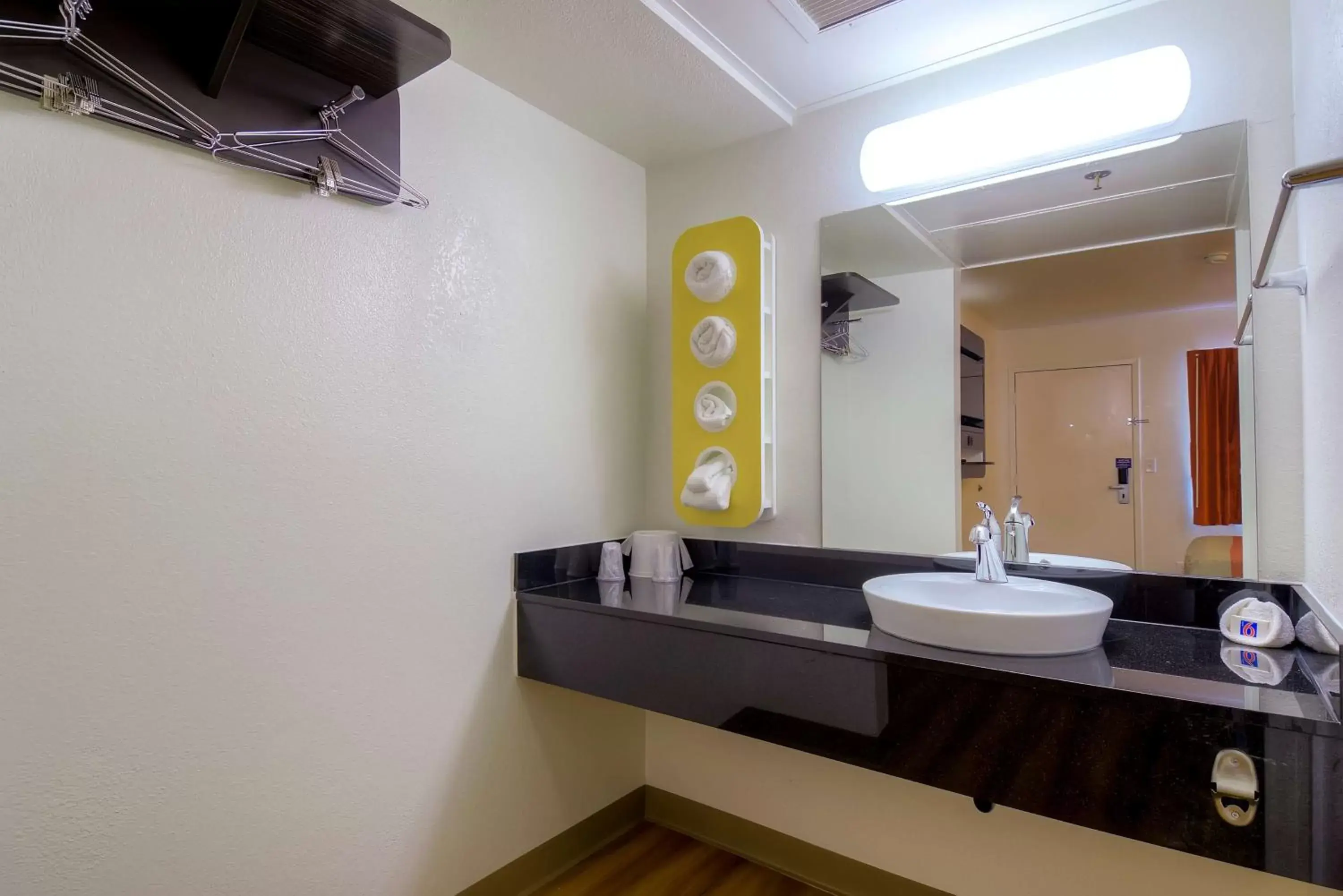 Bedroom in Motel 6-Palm Springs, CA - Downtown Bedroom in Motel 6-Palm Springs, CA - Downtown