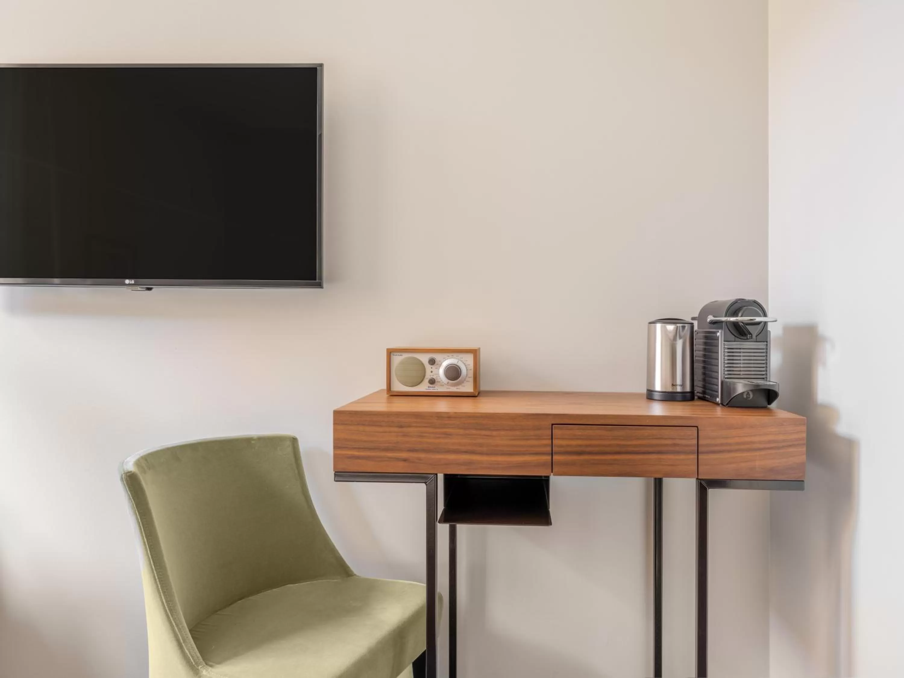 Coffee/tea facilities in Numa Brussels Lief