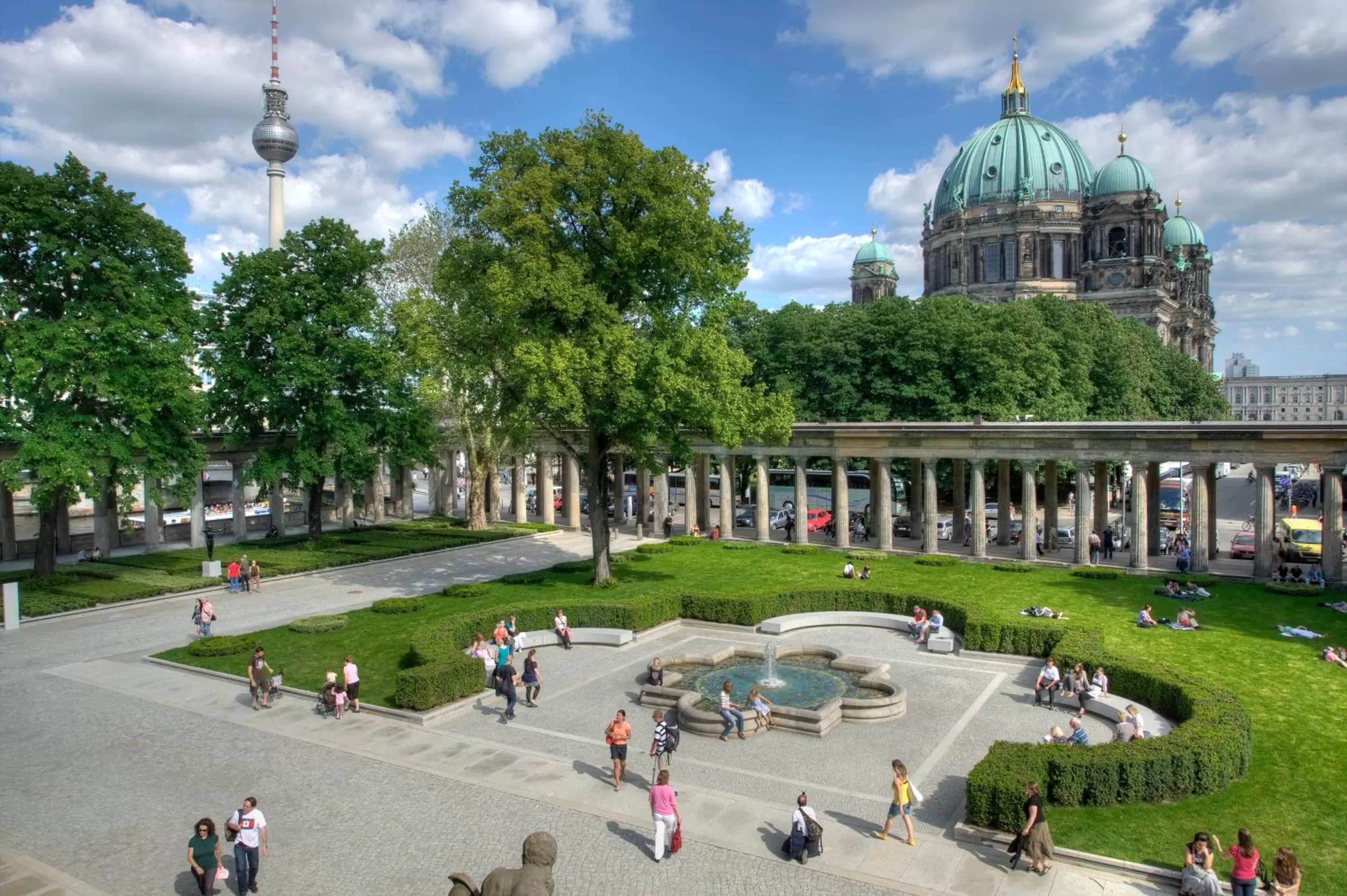 Neighbourhood in easyHotel Berlin Hackescher Markt