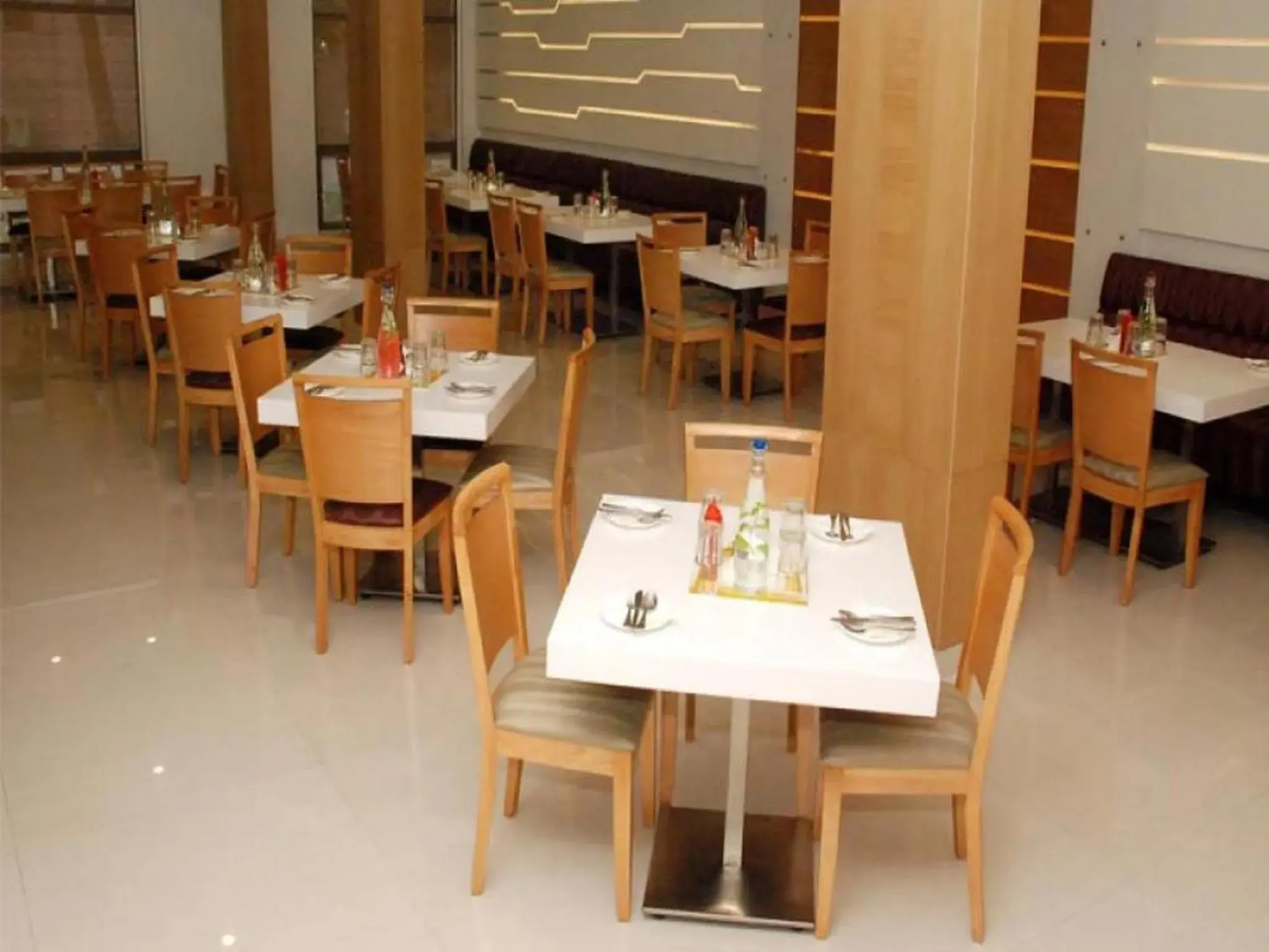 Restaurant/Places to Eat in Keys Select by Lemon Tree Hotels, Katti-Ma, Chennai