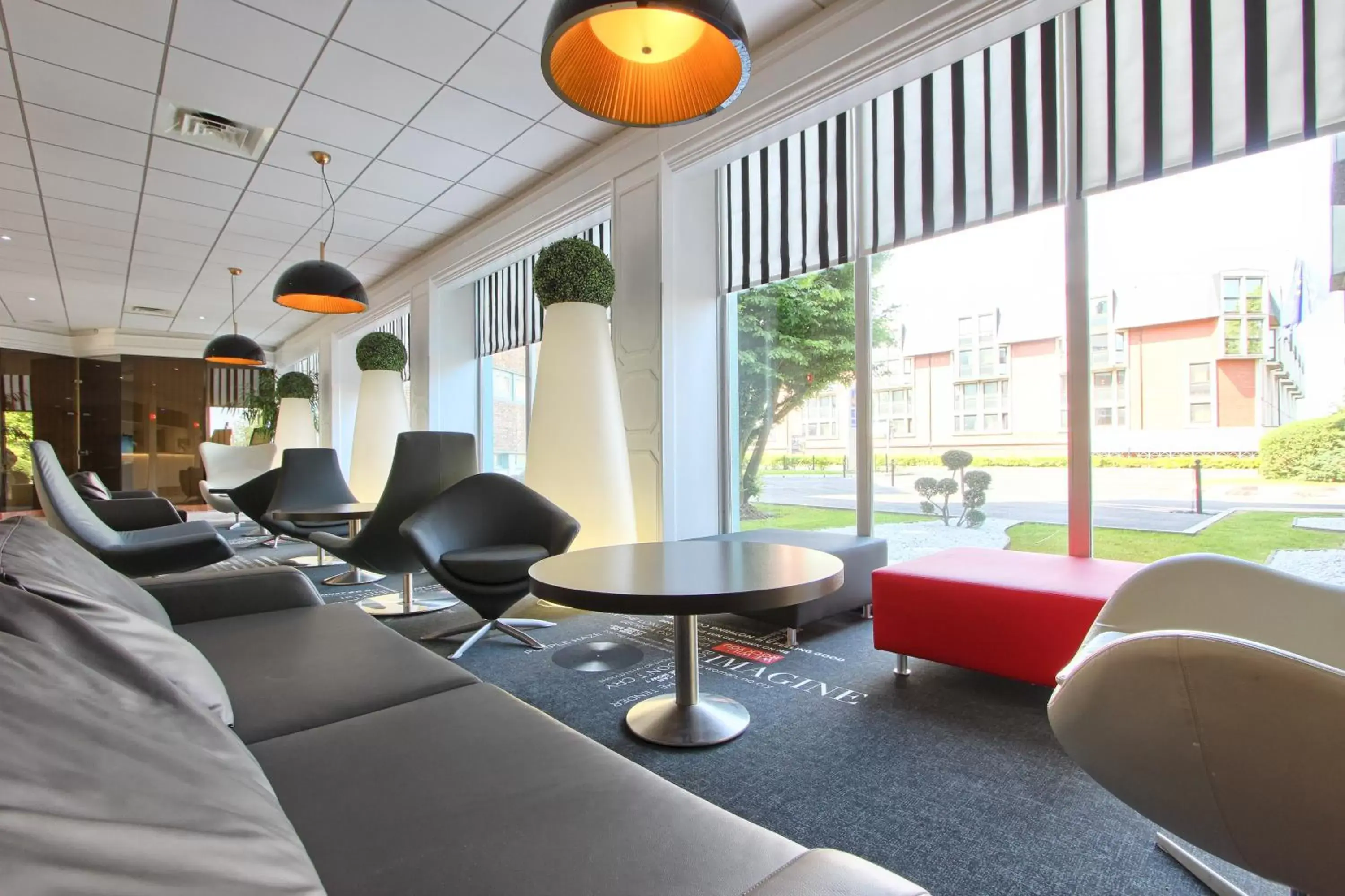 Lobby or reception in Hotel Inn Paris CDG Airport Lobby or reception in Hotel Inn Paris CDG Airport