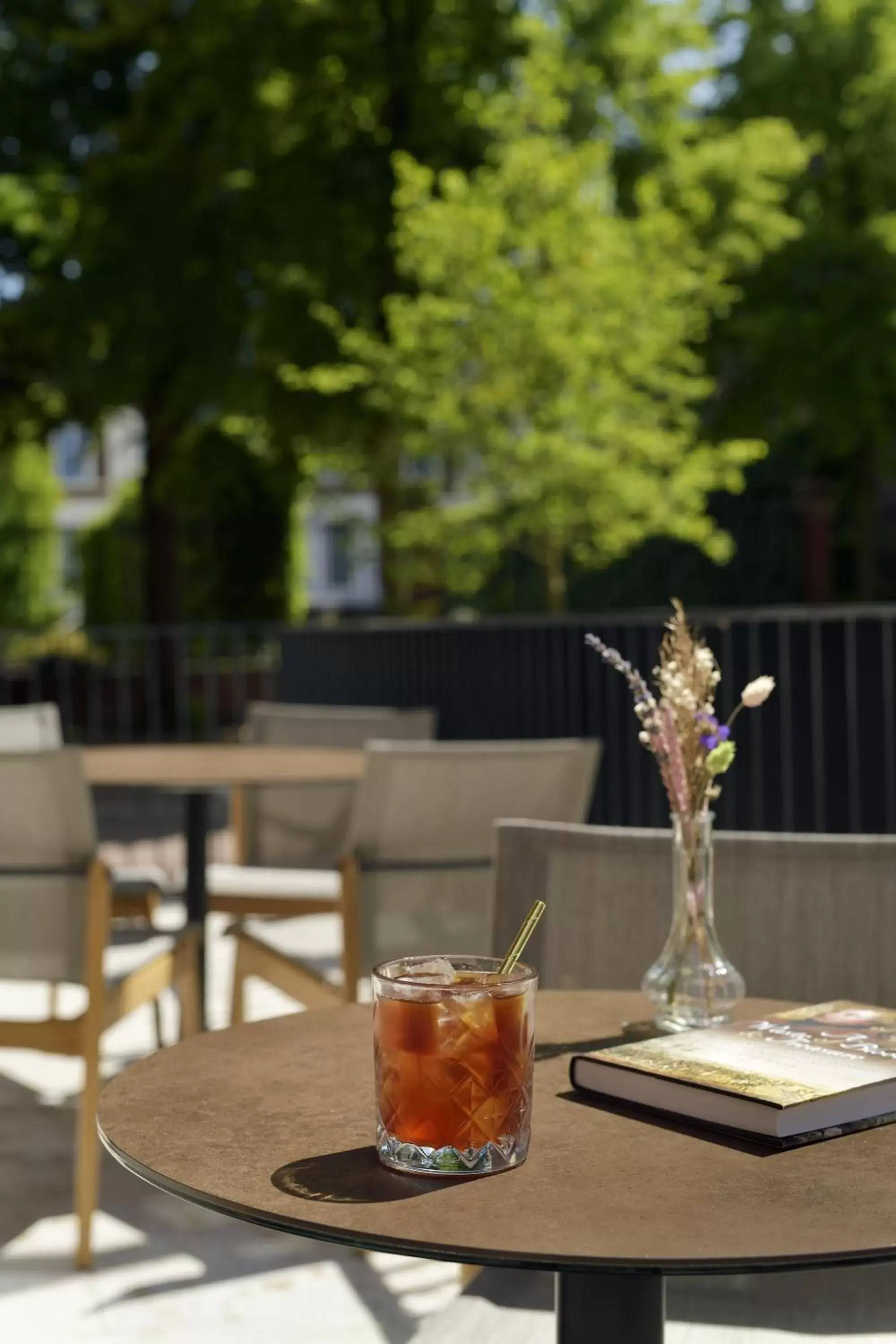 Patio, Restaurant/Places to Eat in Mövenpick Hotel The Hague