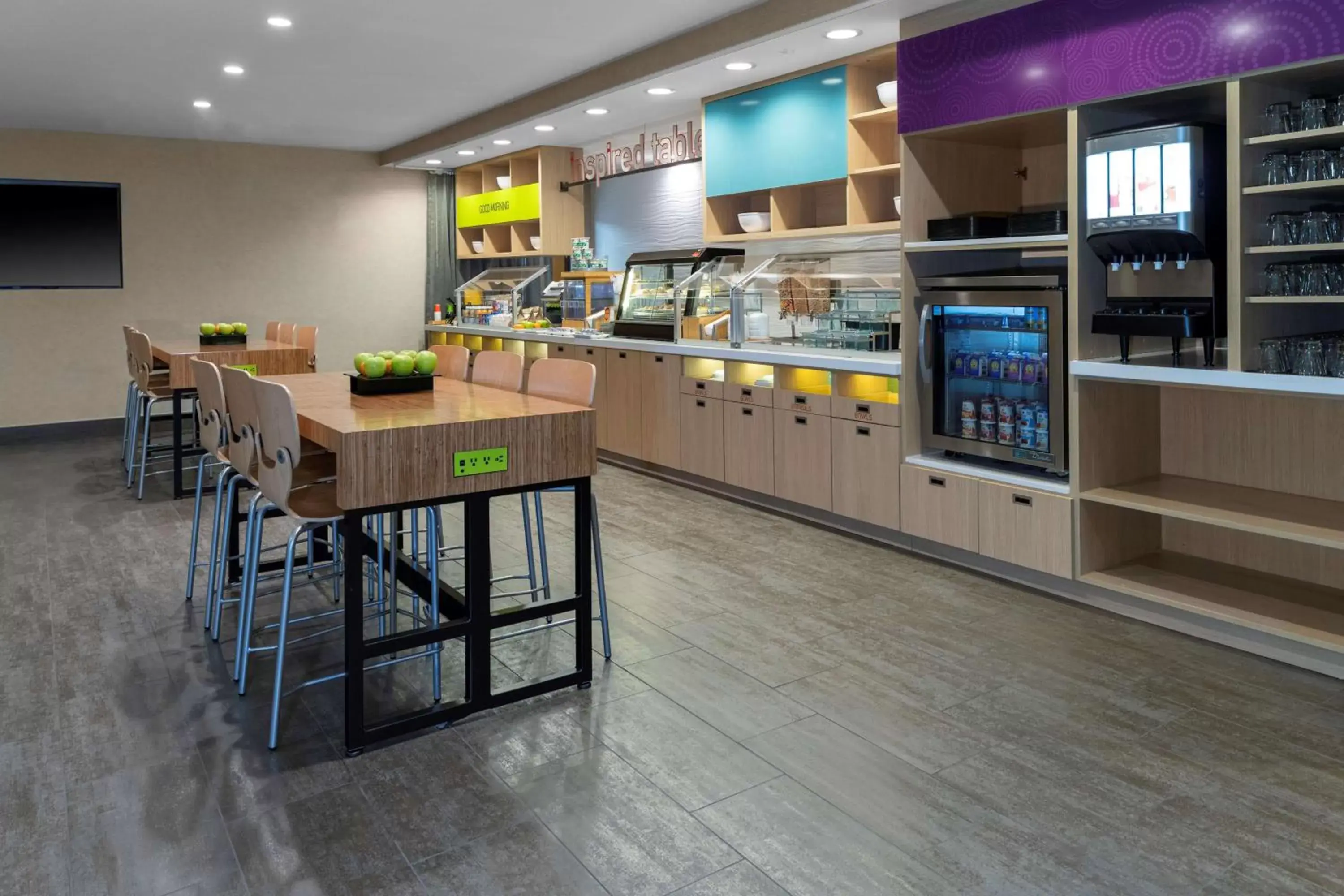 Breakfast in Home2 Suites By Hilton Buford Mall Of Georgia, Ga Breakfast in Home2 Suites By Hilton Buford Mall Of Georgia, Ga