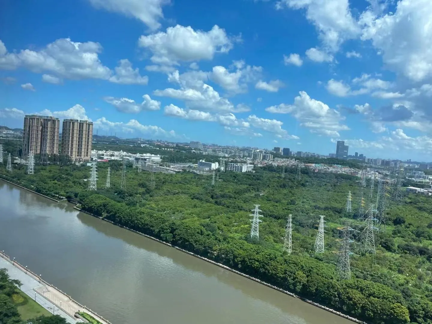 Guangzhou Xing Yi International Apartment - Poly World Branch