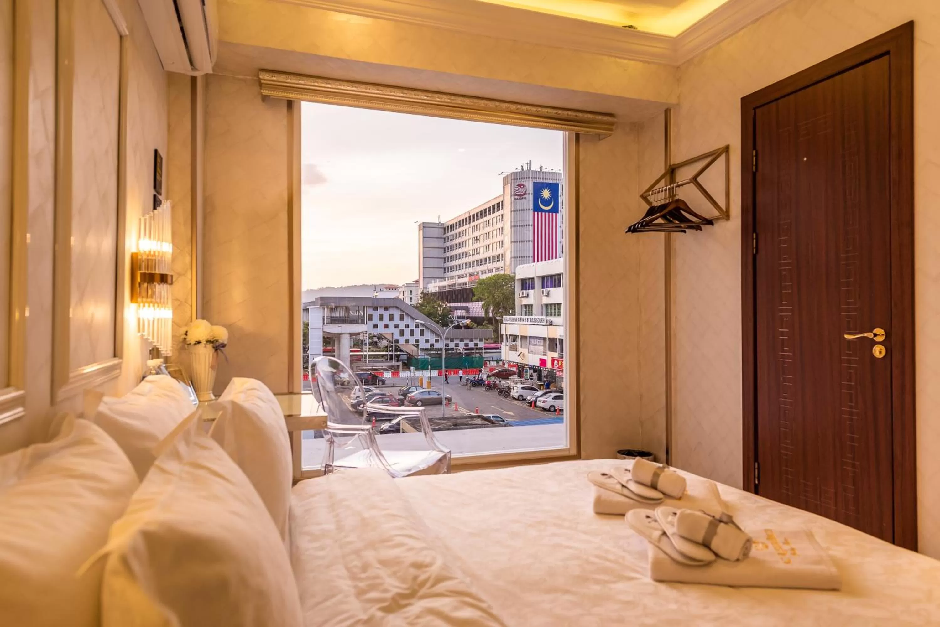 City view, Bed in AC Residence - Behind Cititel Hotel