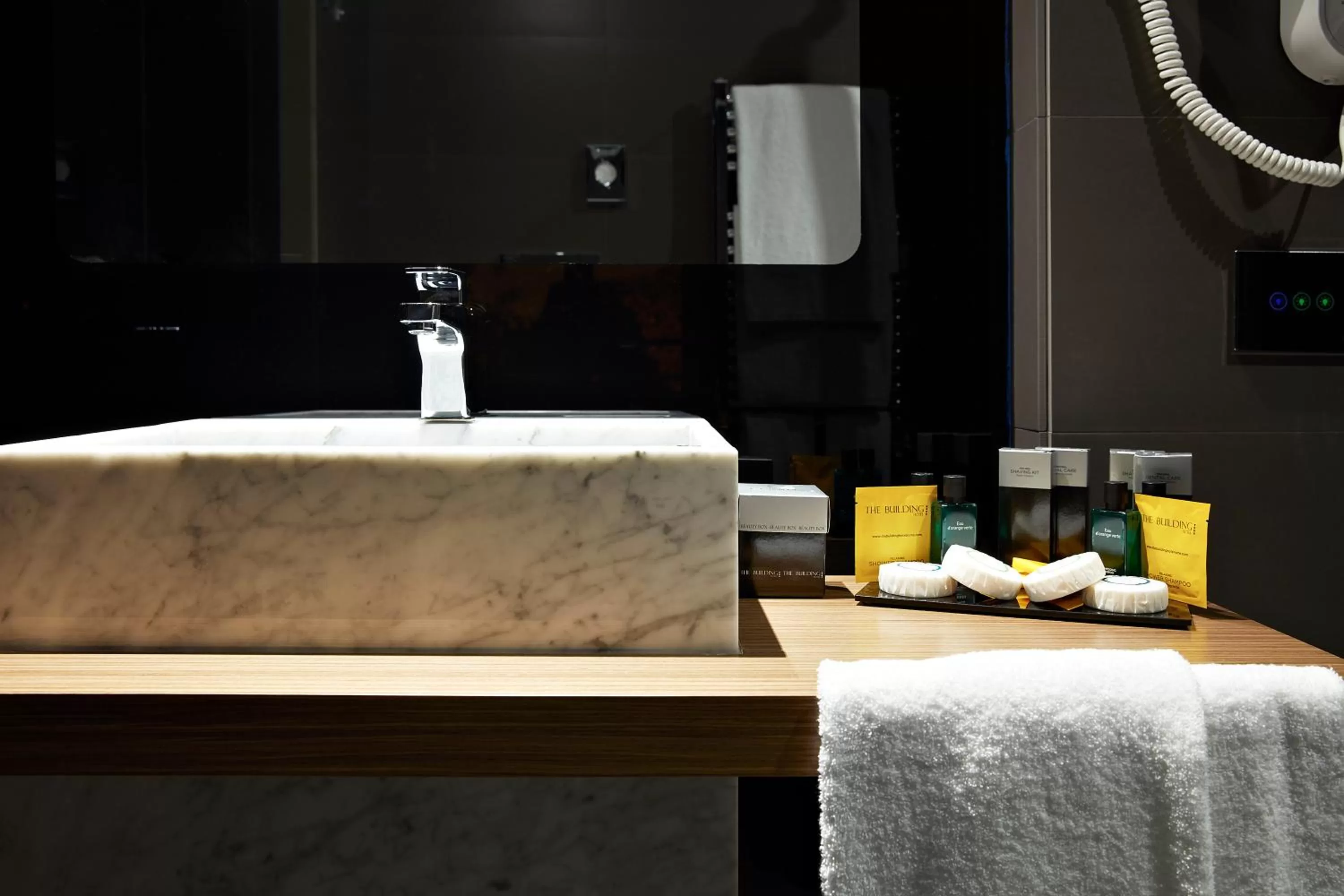 Bathroom in Hotel The Building