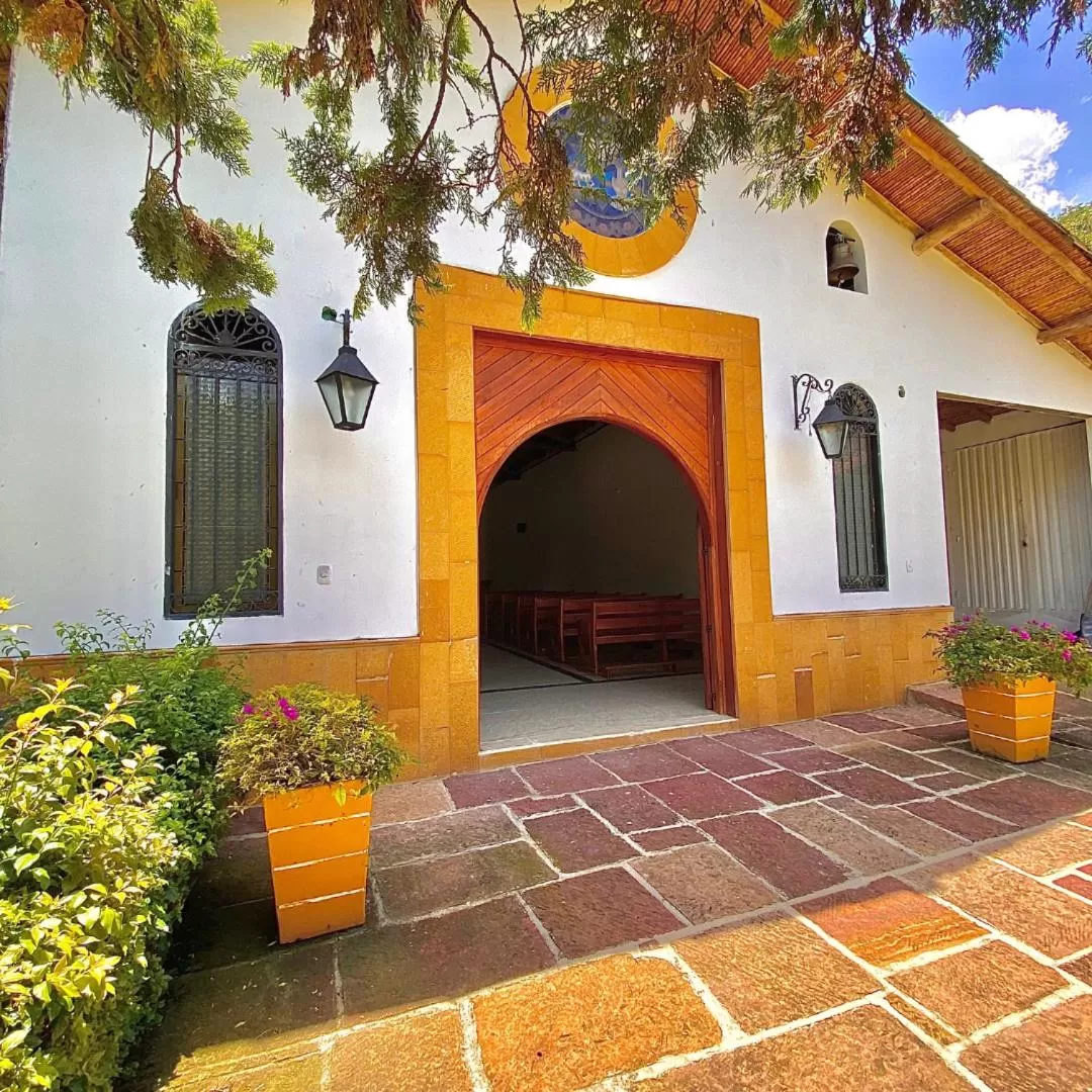 Hotel Hacienda Santa Barbara