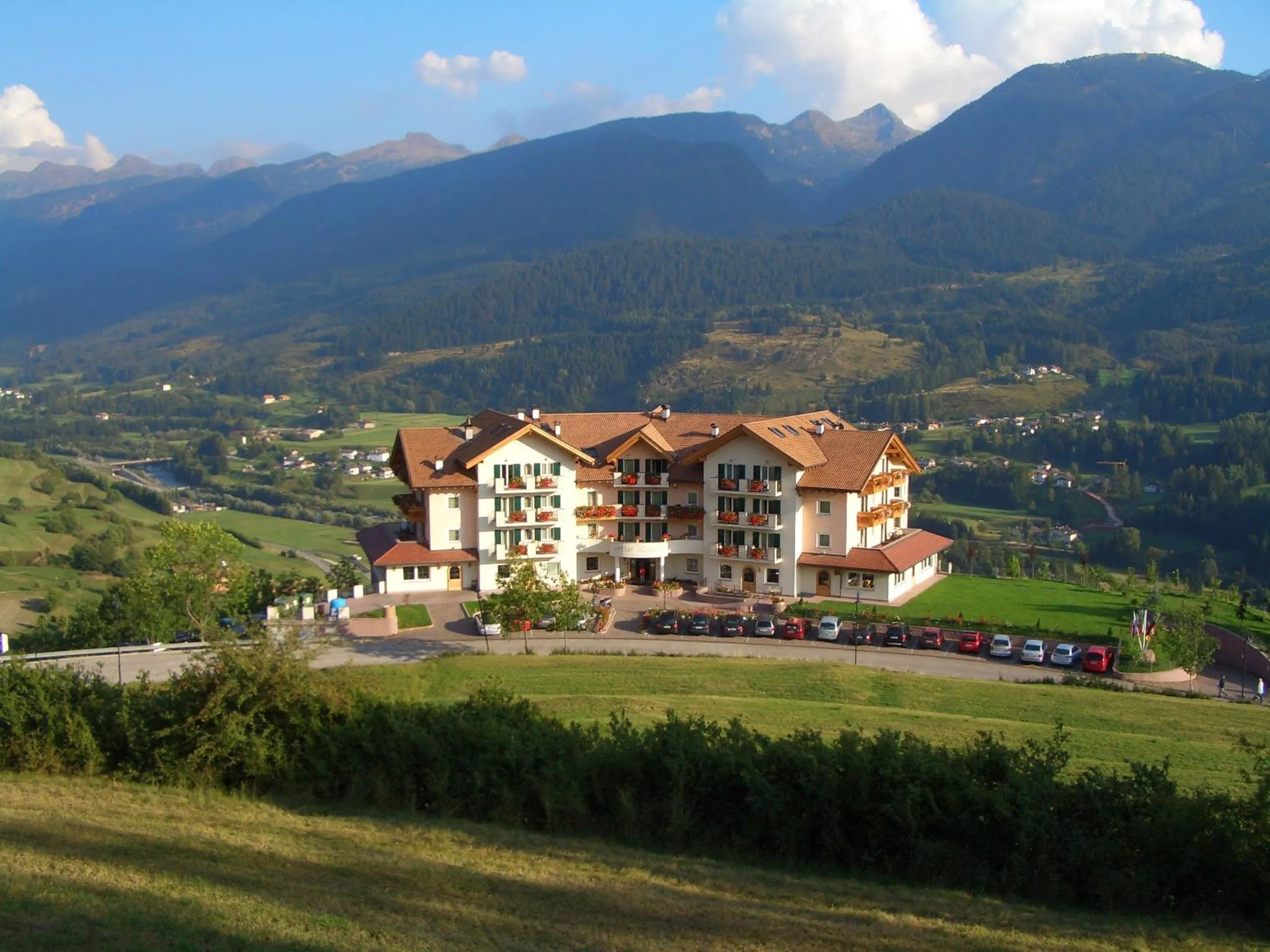 Property building in Hotel Lagorai Resort & Spa