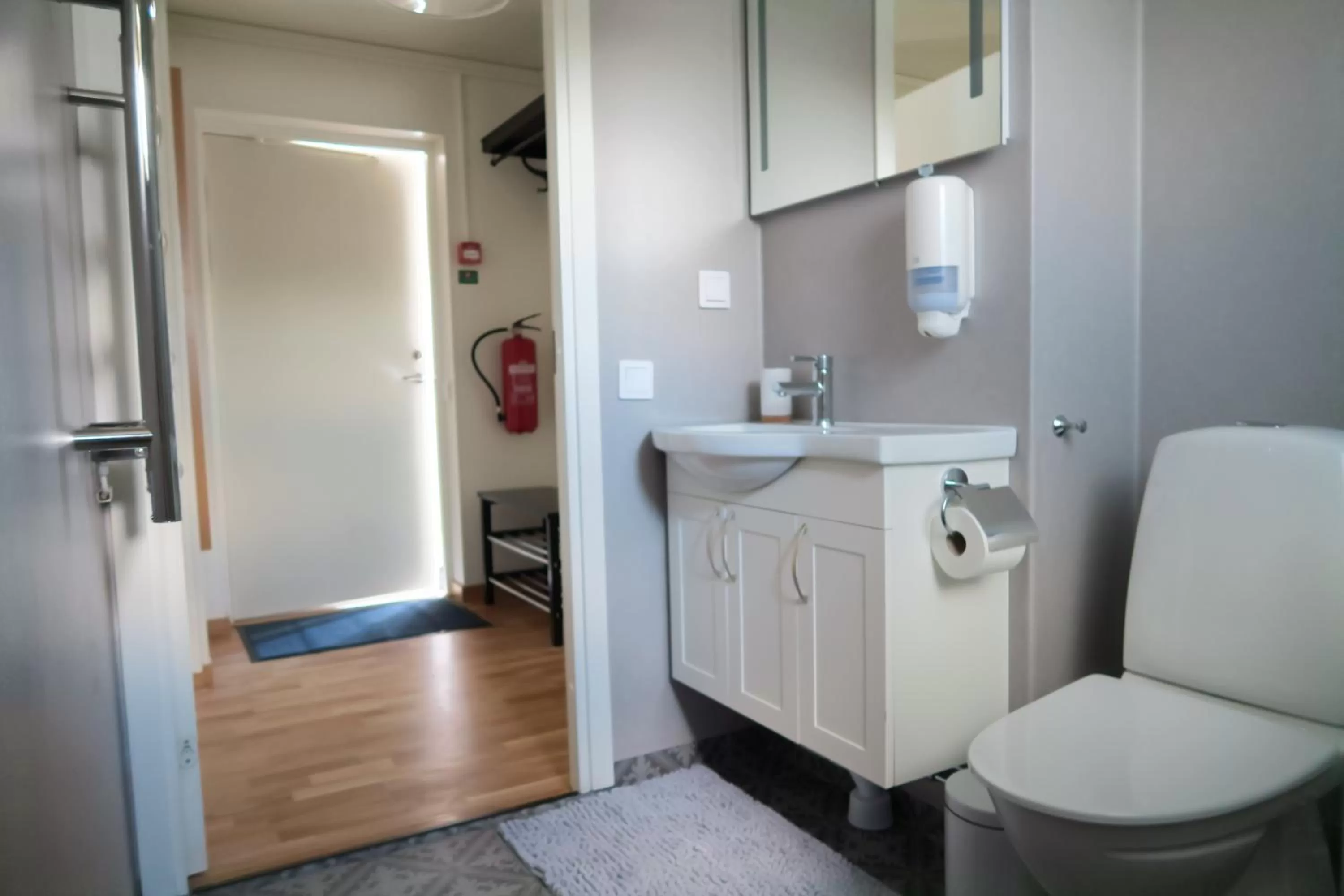 Bathroom in Easy Livin' Apartment Hotel