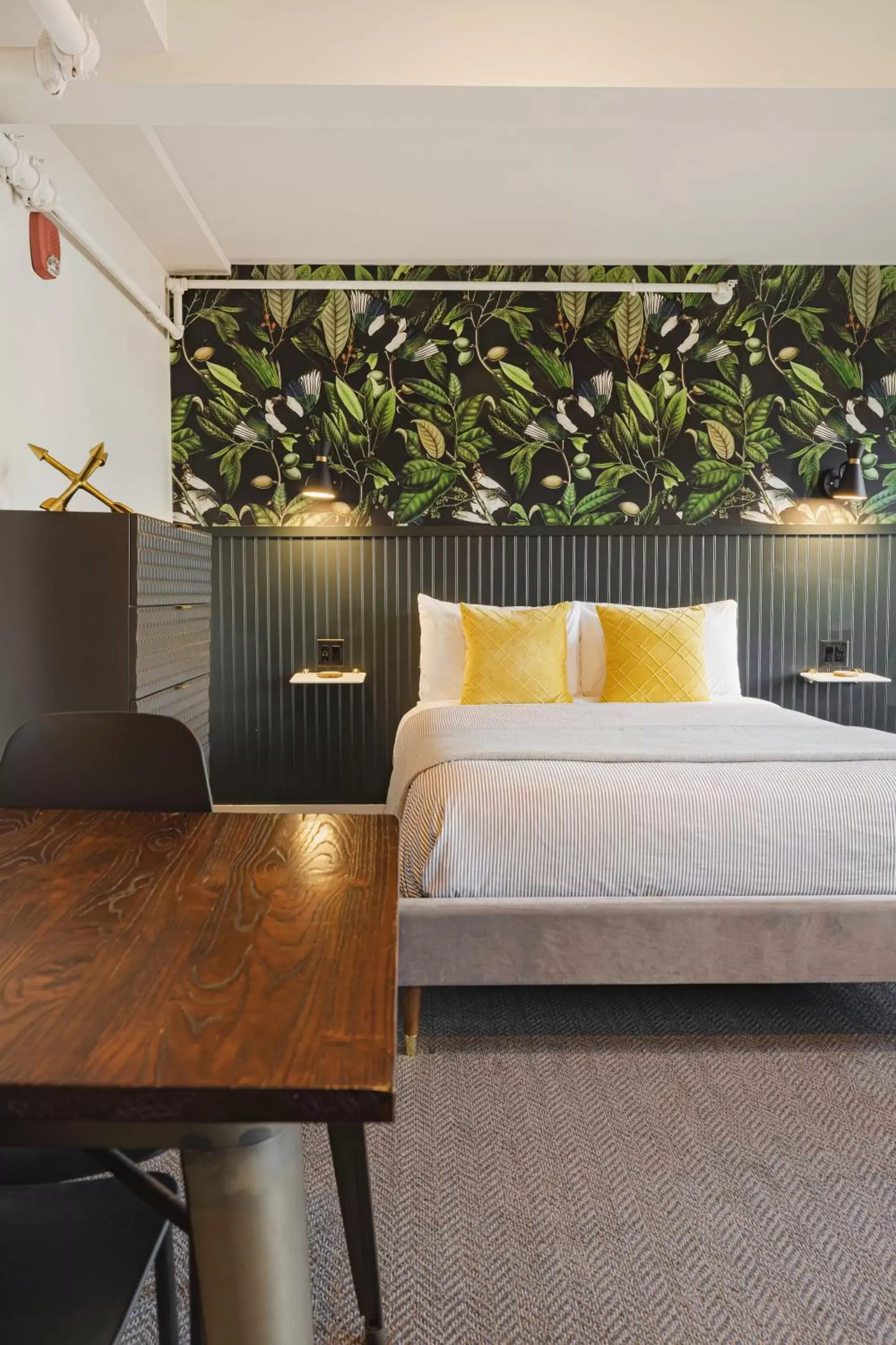 Deluxe King Studio in THE INN DOWNTOWN - Portsmouth, NH Deluxe King Studio in THE INN DOWNTOWN - Portsmouth, NH