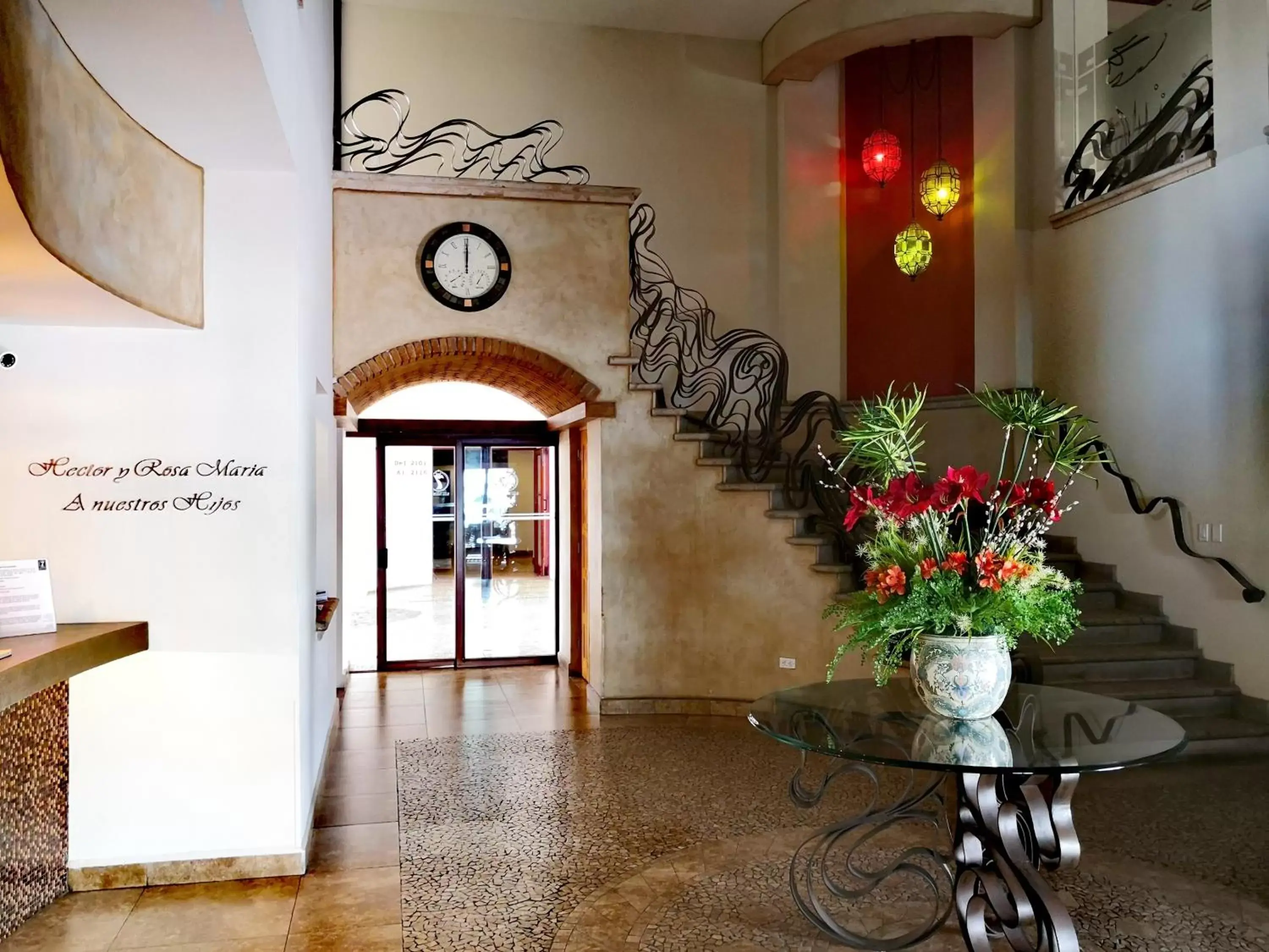 Lobby or reception in Seven Crown La Paz Centro Historico