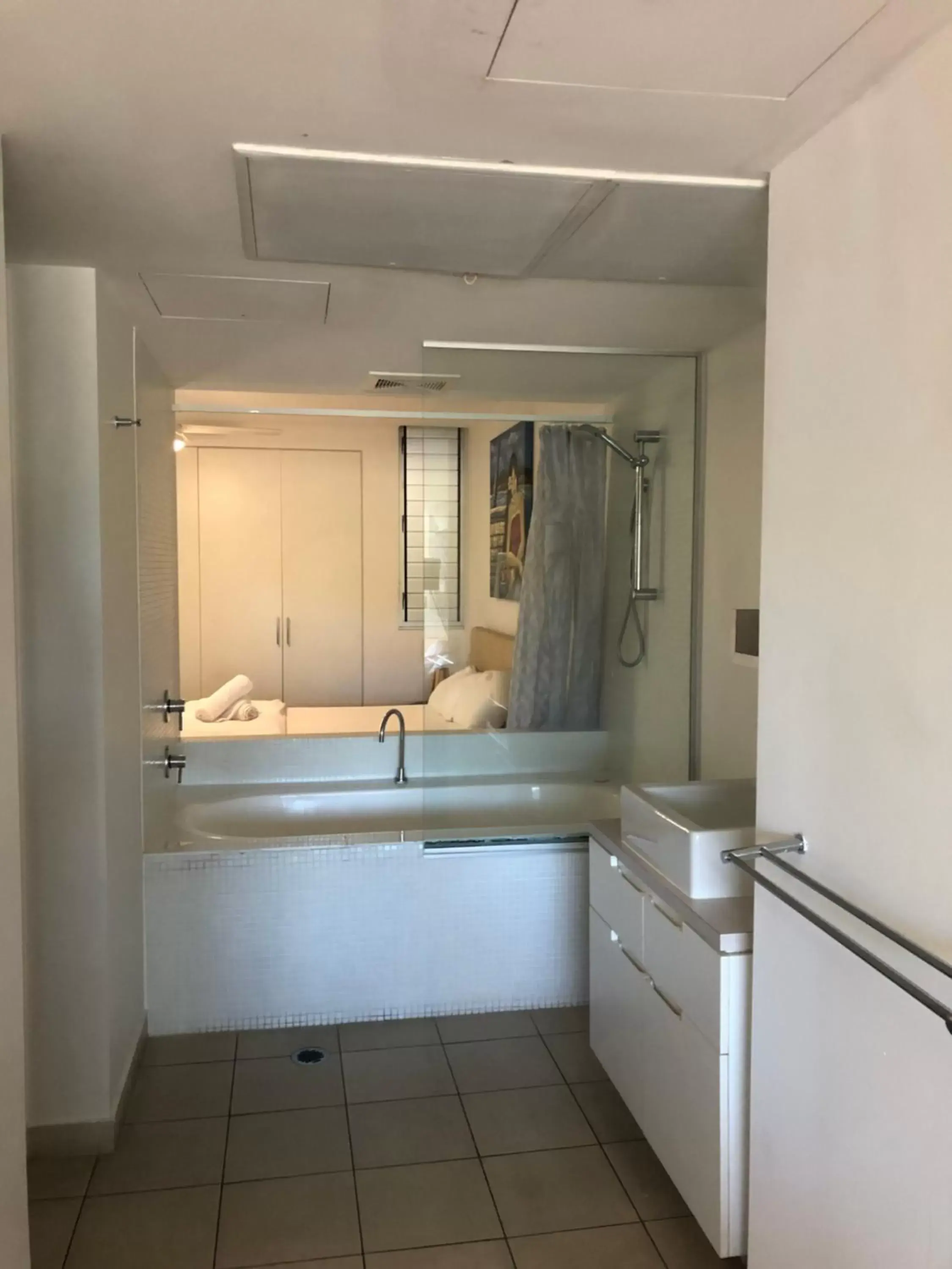 Bathroom in Grand Mercure Apartments Magnetic Island