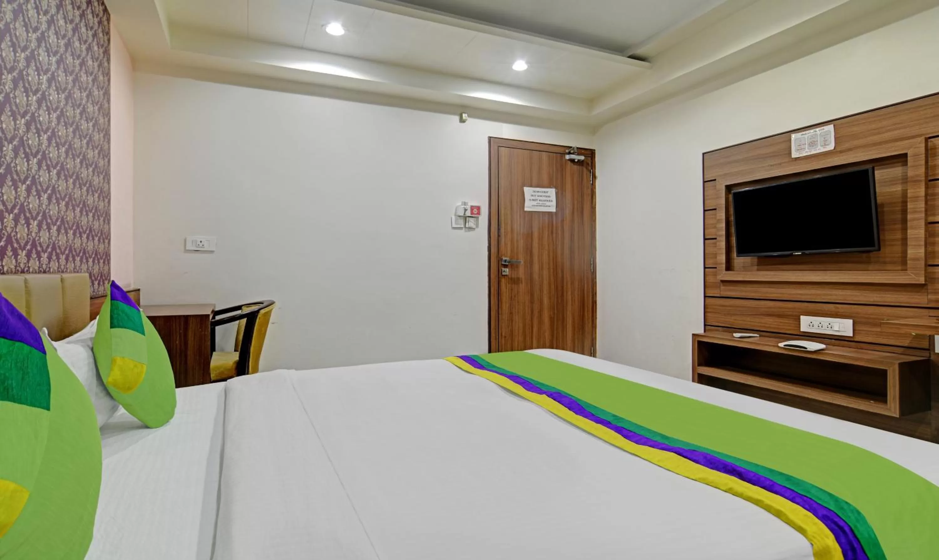 Bed in Treebo Trend Johri Regency Malviya Nagar