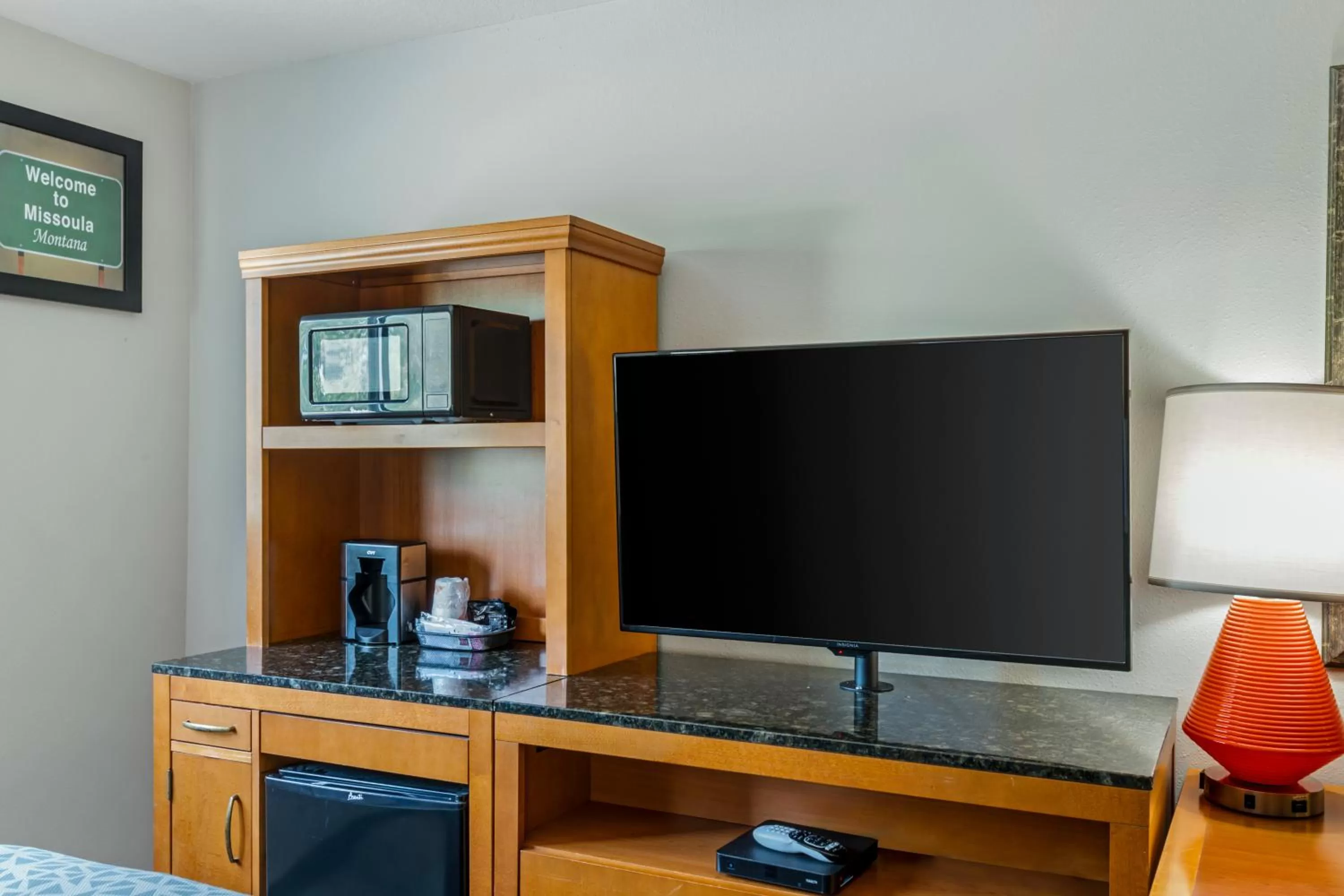 TV and multimedia in Baymont by Wyndham Missoula