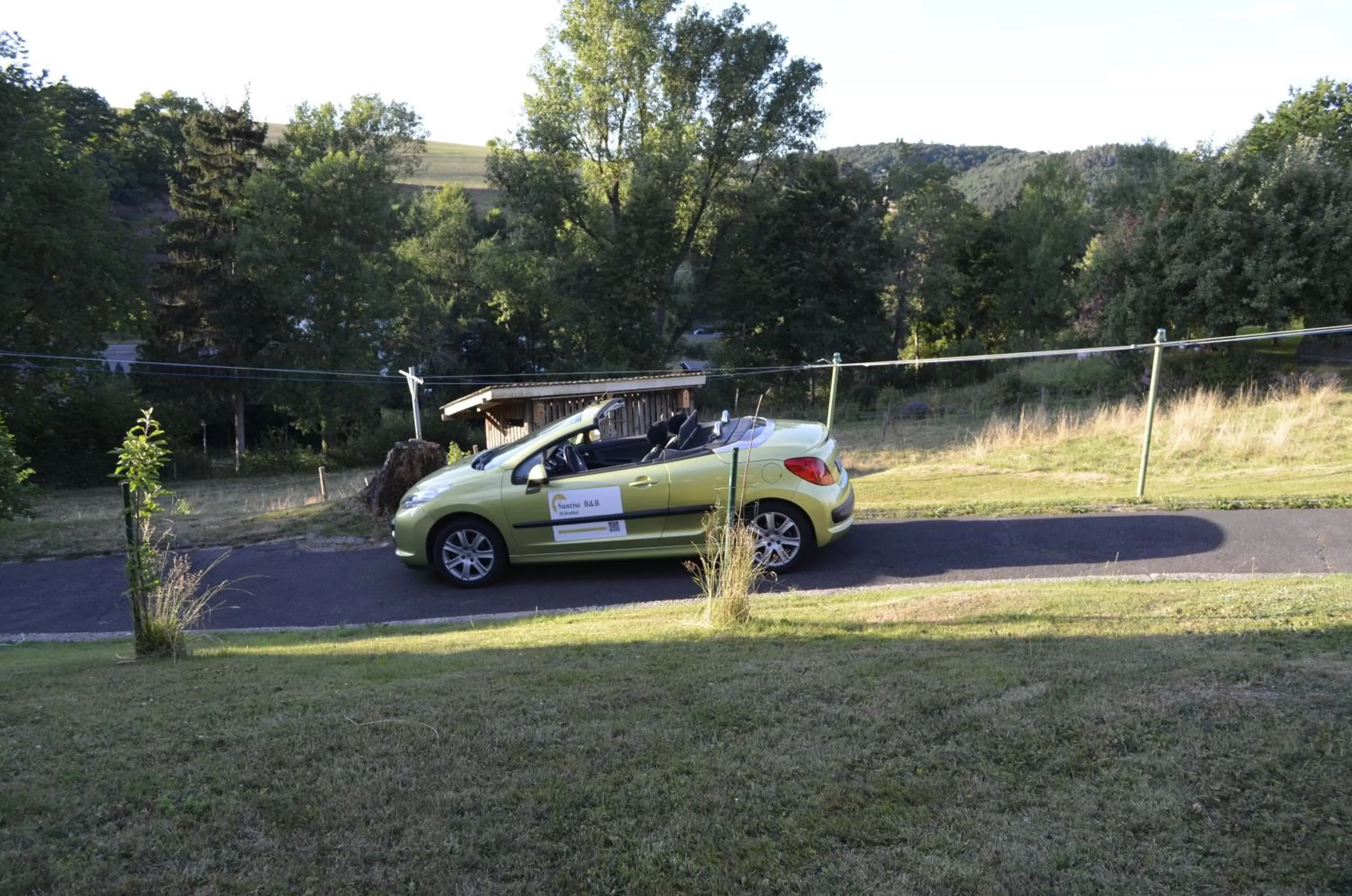 Area and facilities in Sunrise B&B Hellenthal