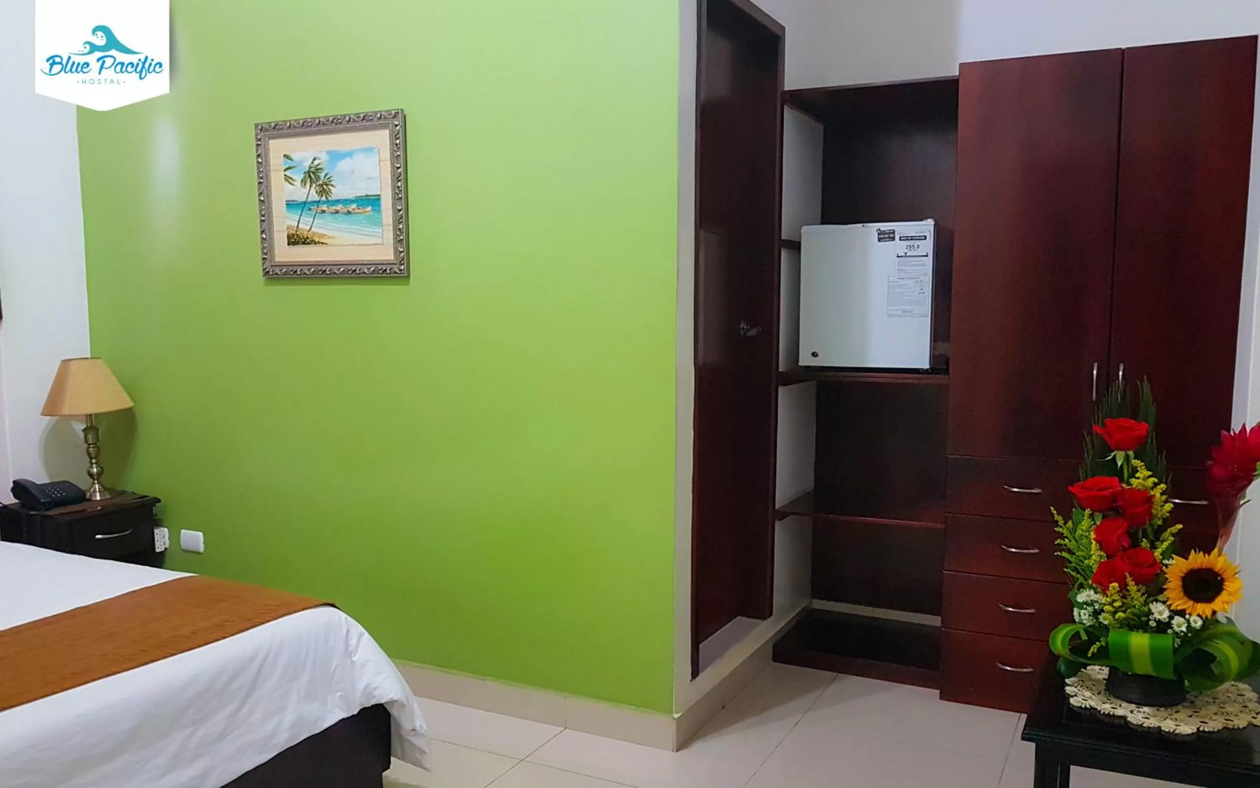 Bedroom, Bed in Hostal Blue Pacific