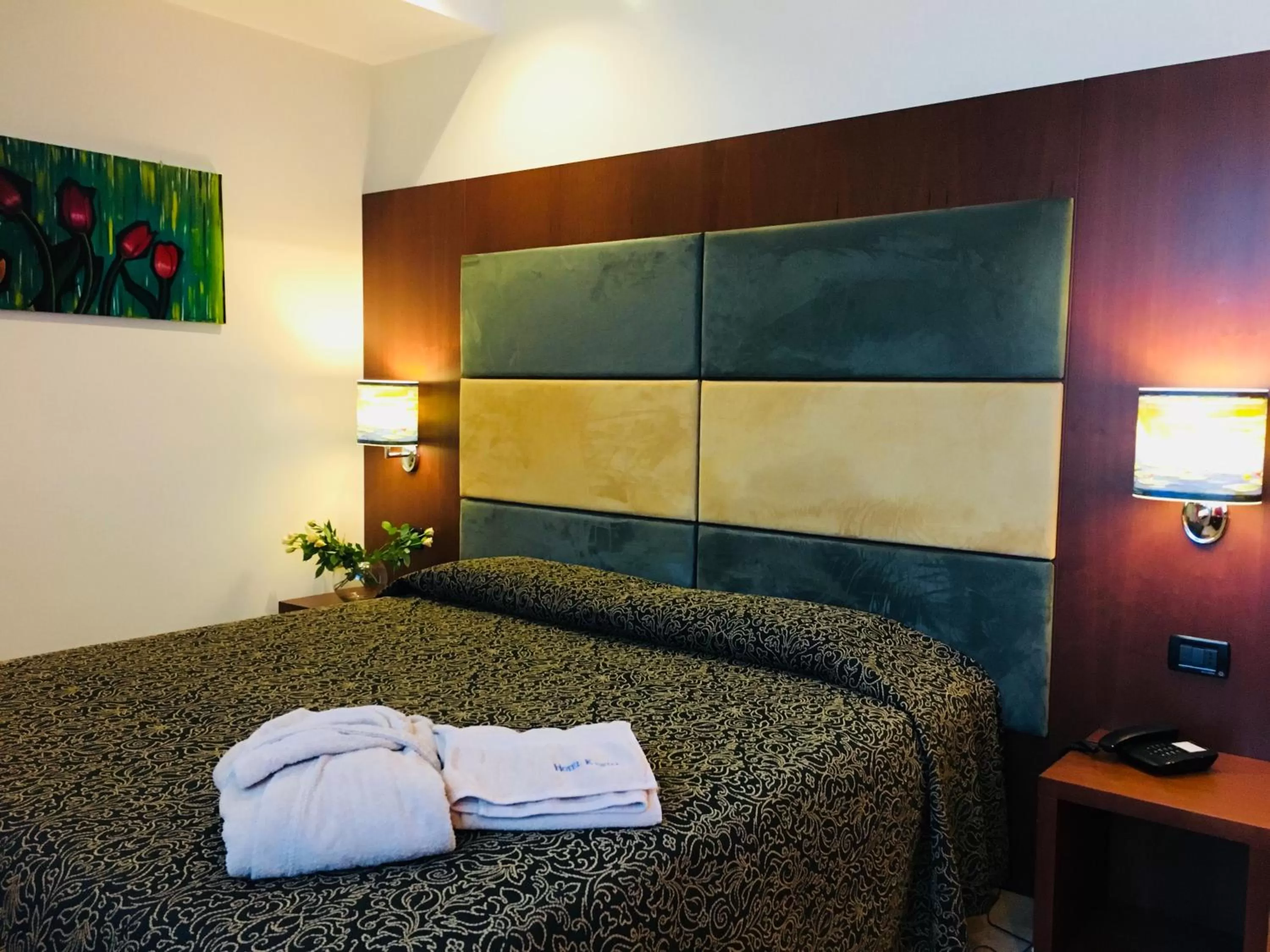 Bed in Hotel Kristal 3 Stelle Superior