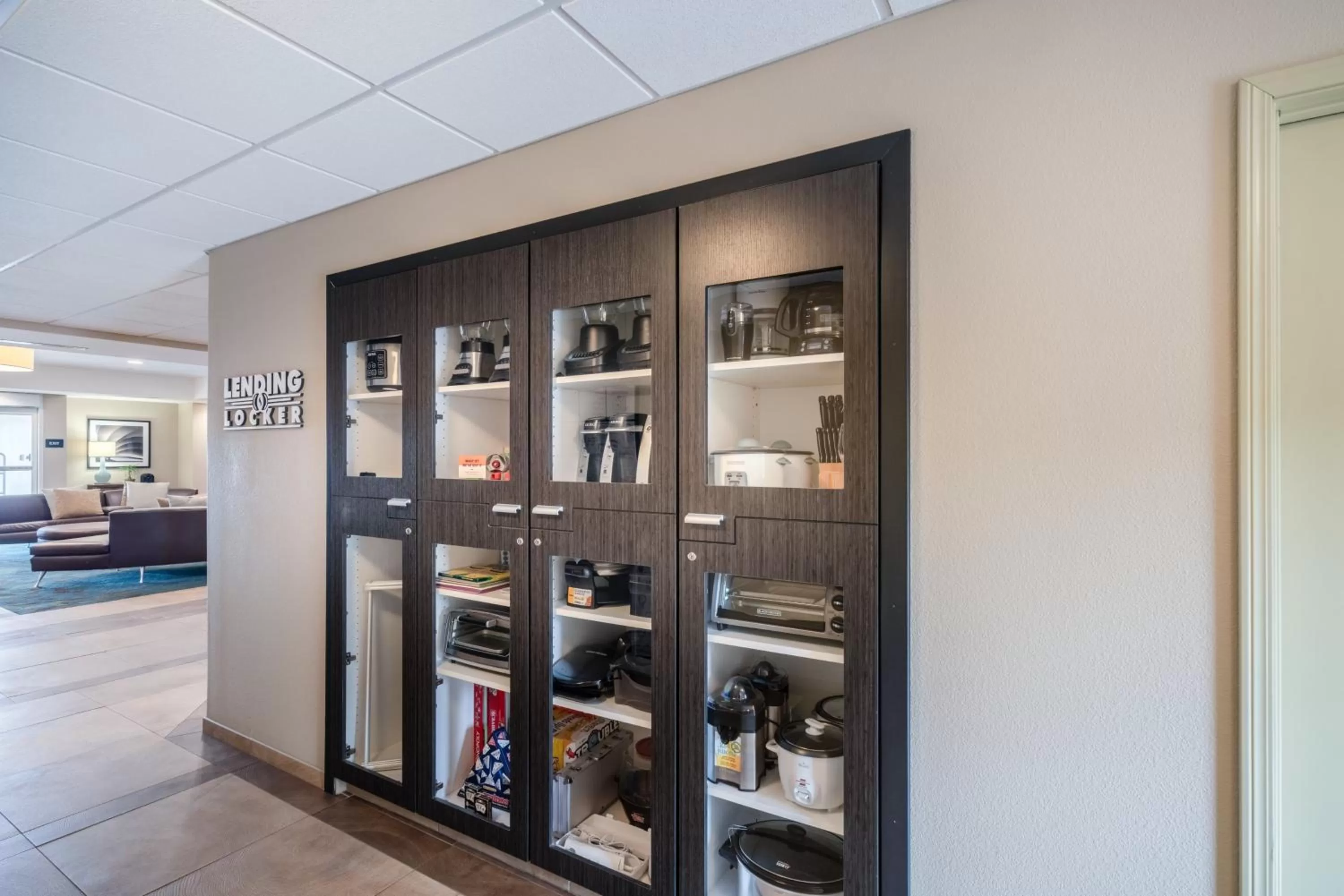 Lobby or reception in Candlewood Suites Auburn by IHG