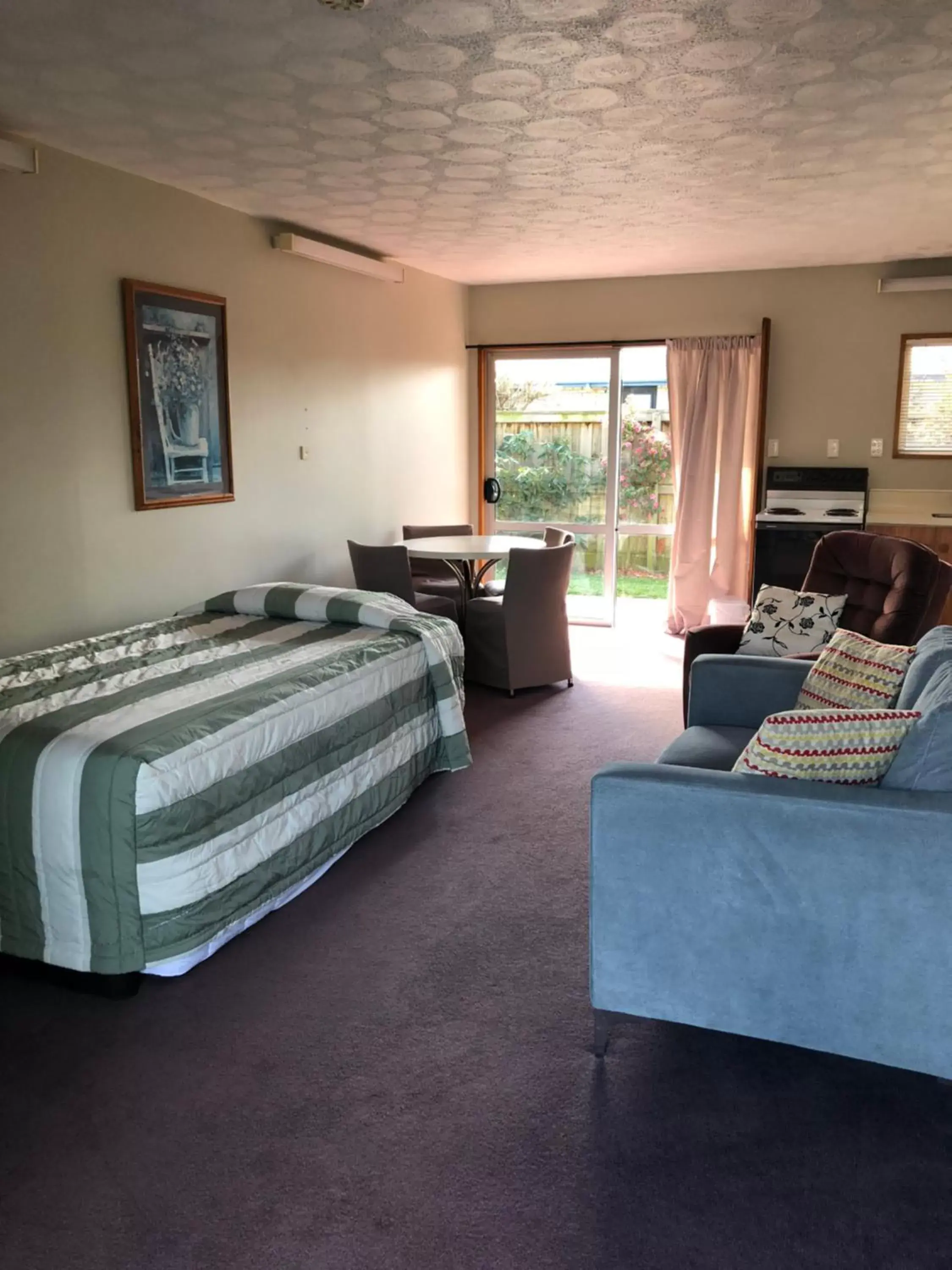 Lilybrook Motel