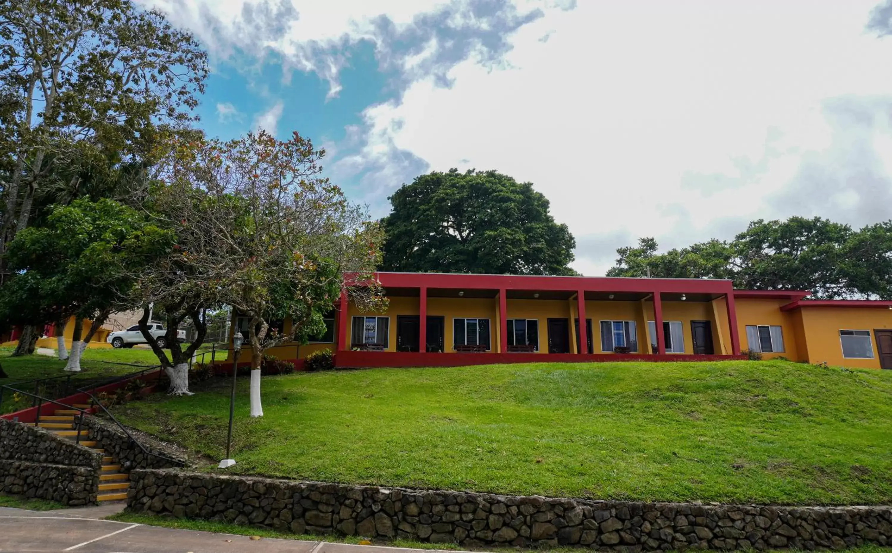 Property Building in Hotel Puerto San Luis