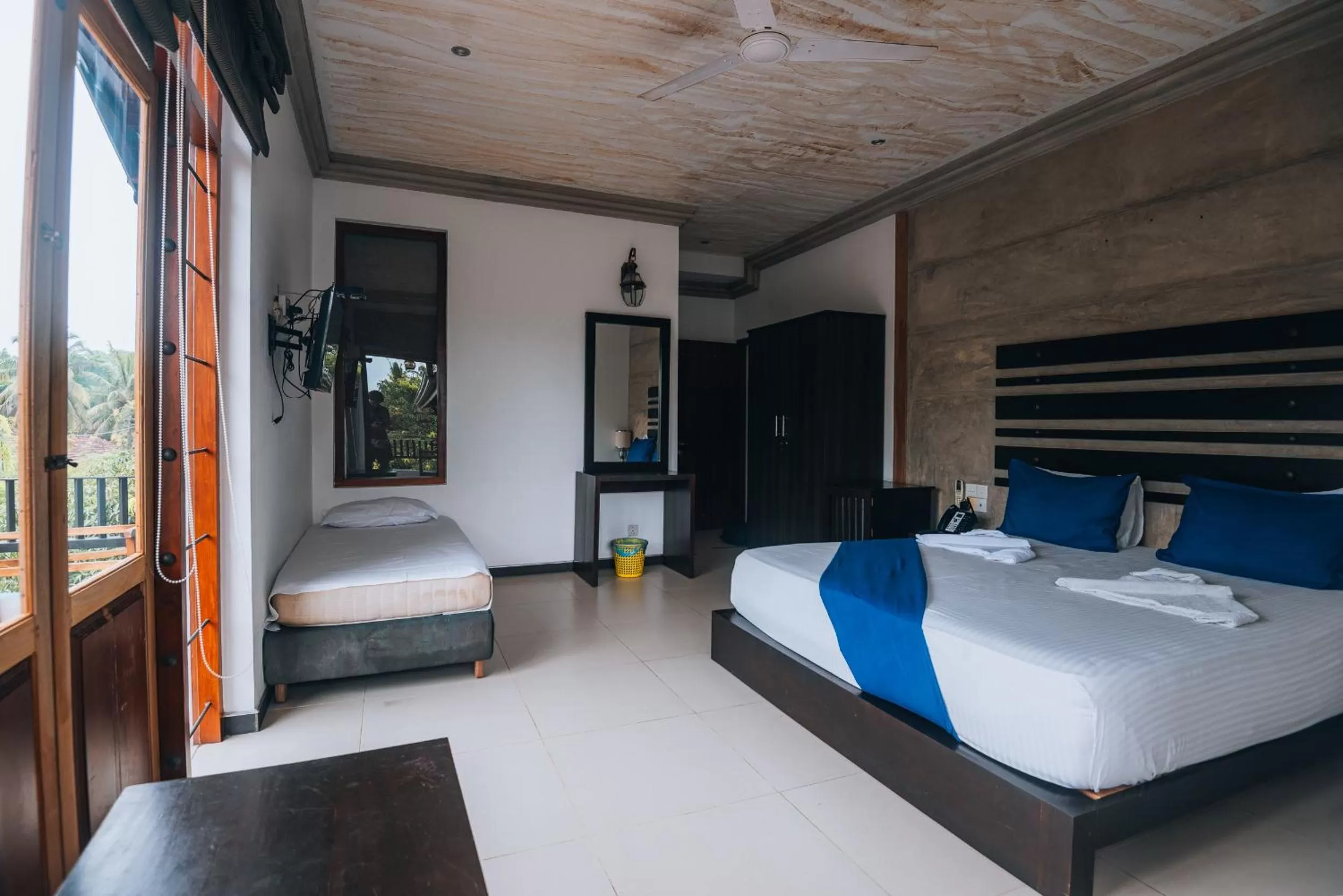 Photo of the whole room, Bed in Summerside Residence