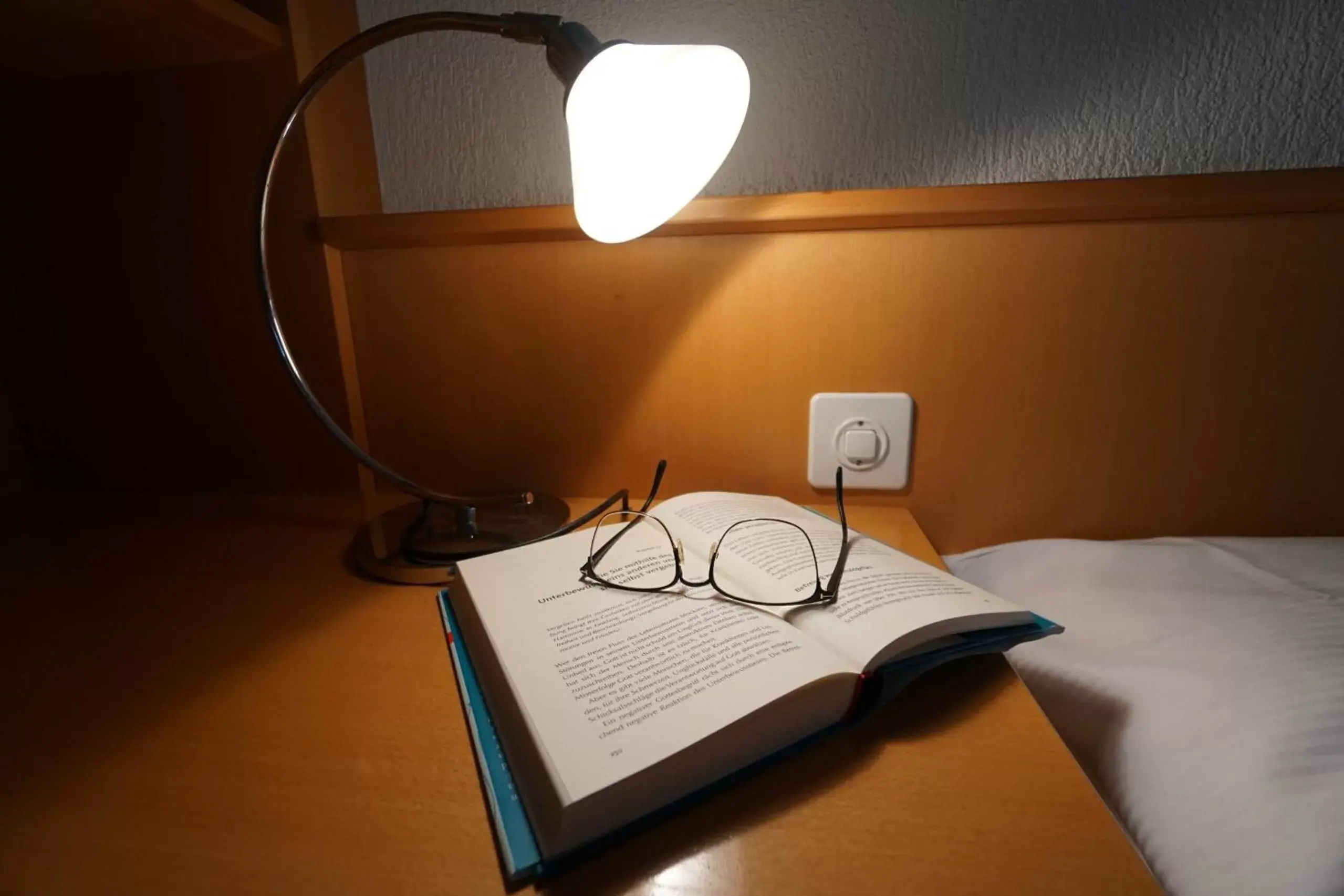 Bedroom, Bed in Centra Hotel Zurich Bedroom, Bed in Centra Hotel Zurich