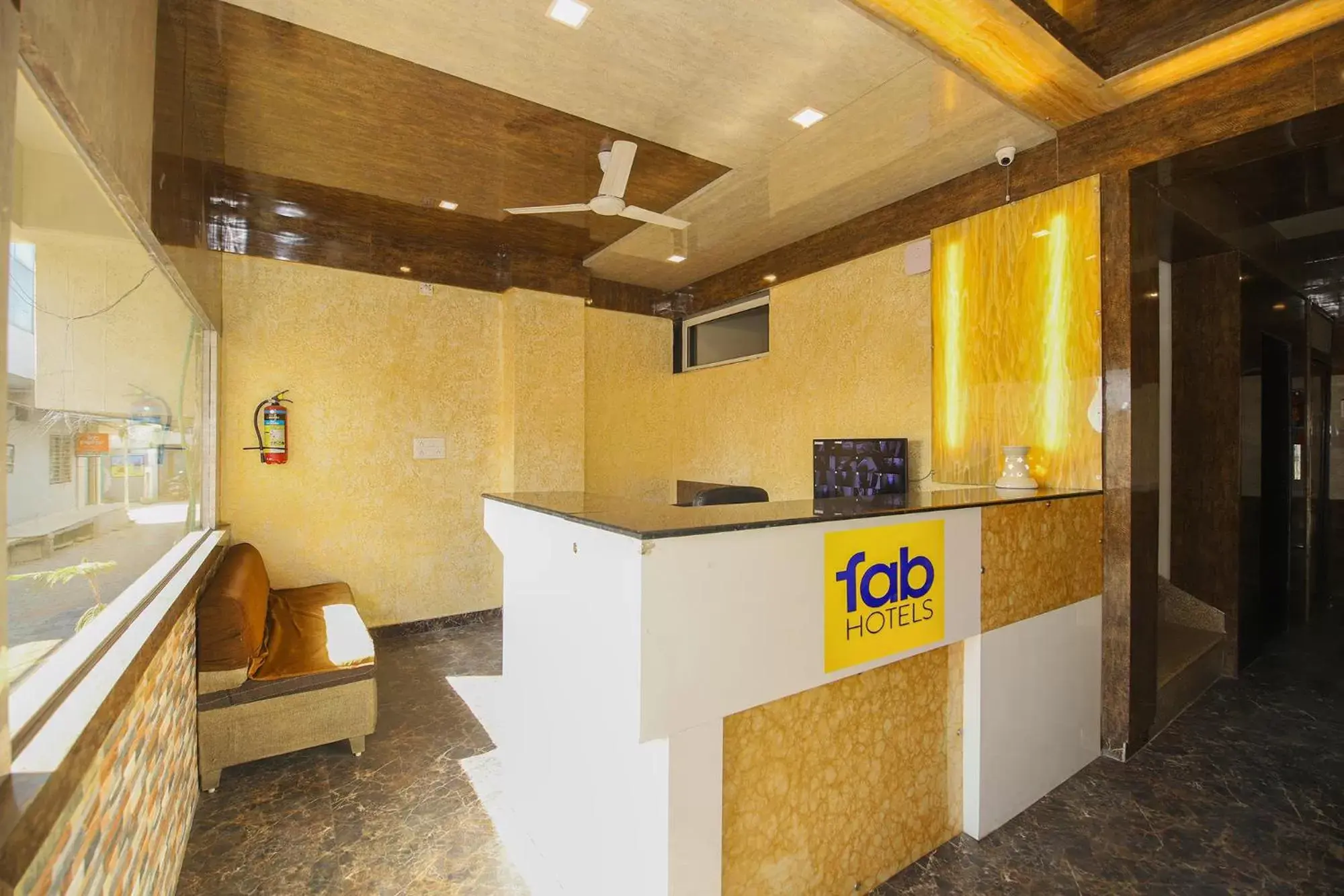 Lobby or reception in FabHotel Prime The Royal Galaxy Lobby or reception in FabHotel Prime The Royal Galaxy