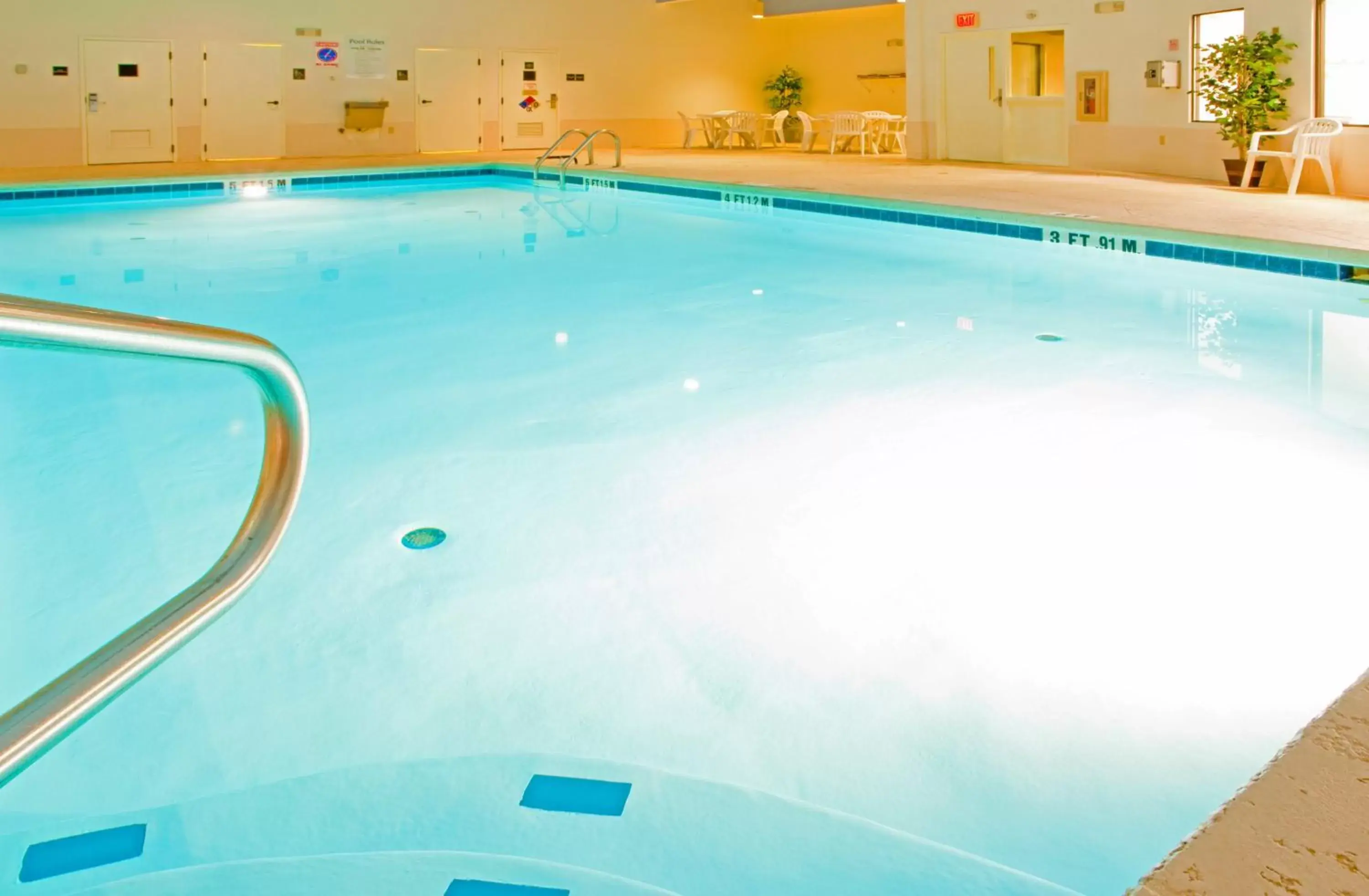 Swimming Pool in Holiday Inn Express Pocomoke City, an IHG Hotel