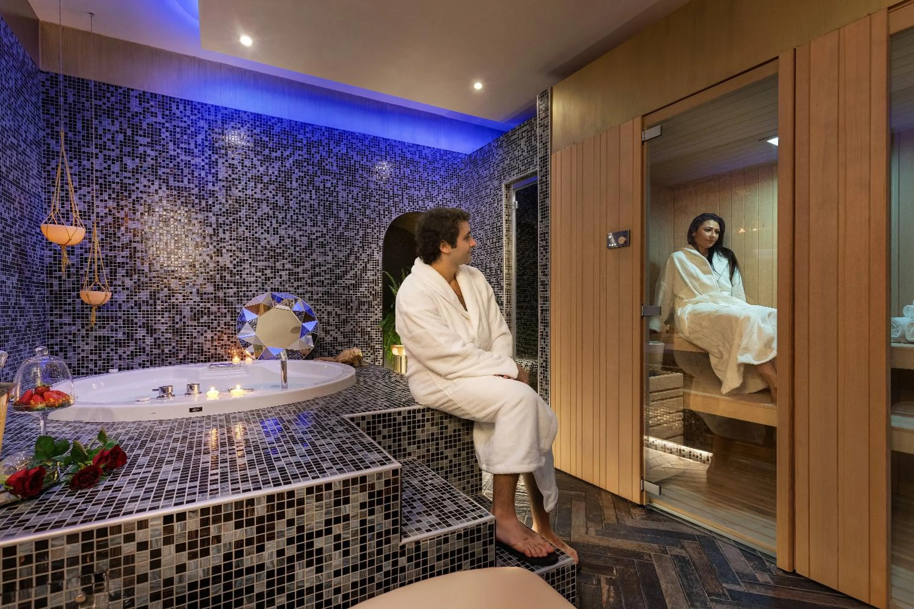 Hot Tub in Dharma Boutique Hotel & SPA