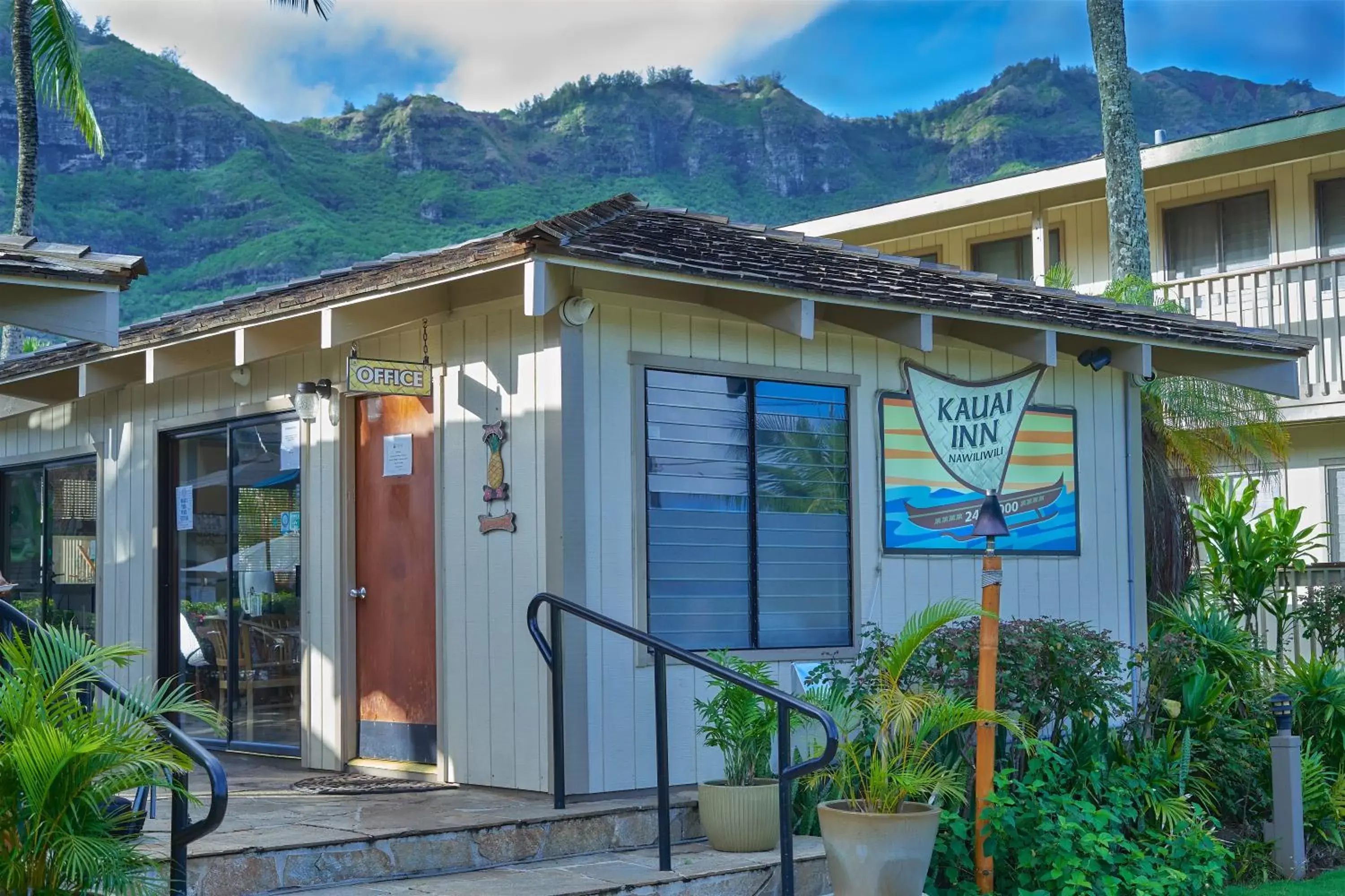 Facade/entrance, Property Building in The Kauai Inn